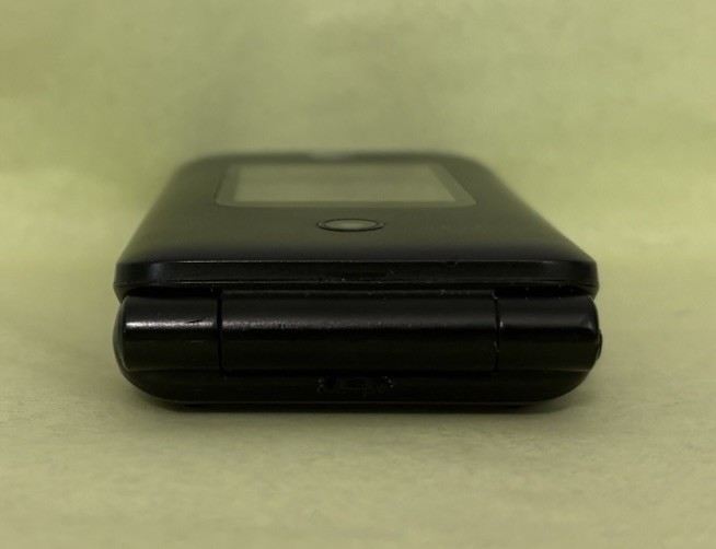 AT&T Cingular Flip IV U102AA 4GB Flip Phone KaiOS Black w/ USB Charge Cord & Box
