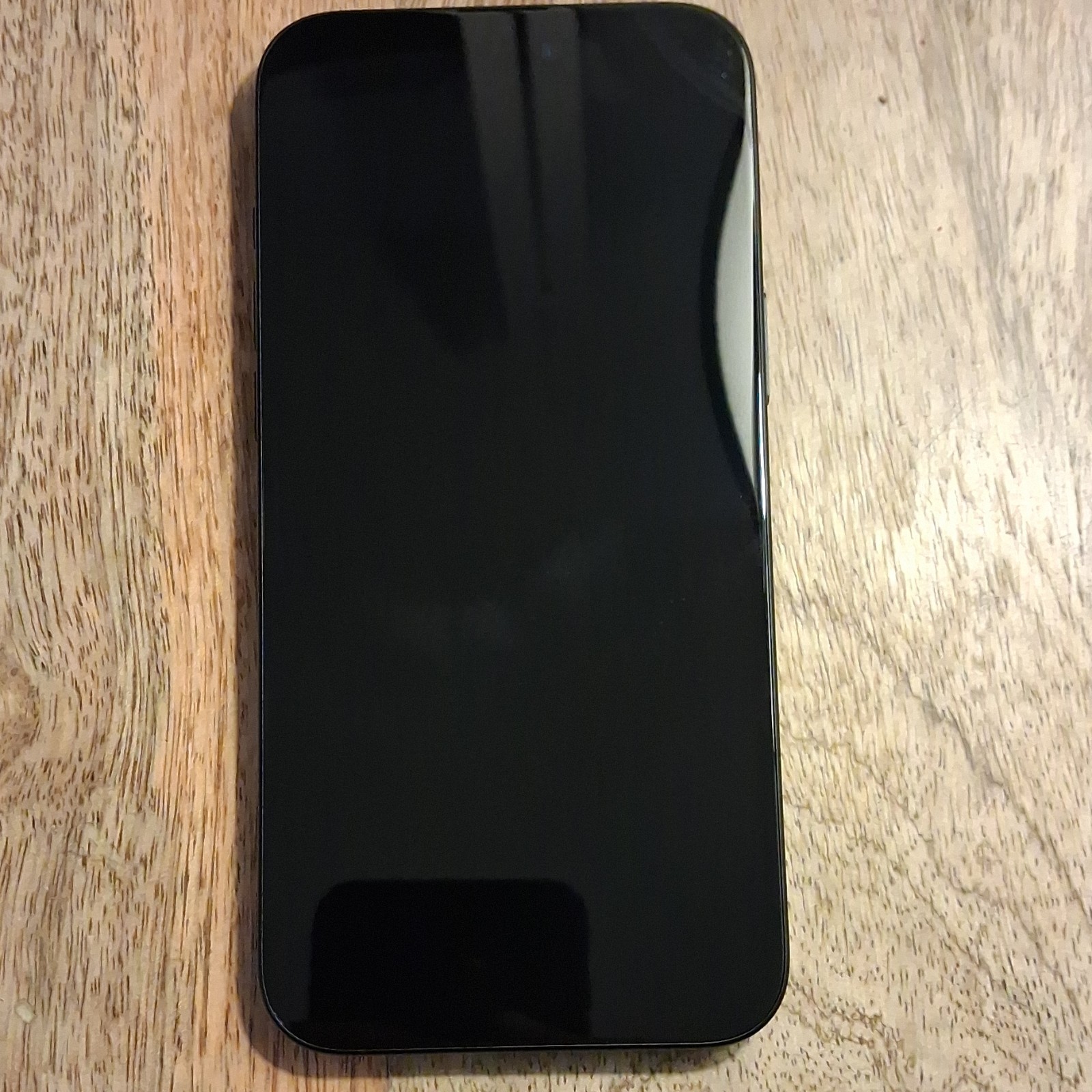 Apple Smartphone Black Dual Rear Cameras Bar Style Sleek Design Mobile Phone