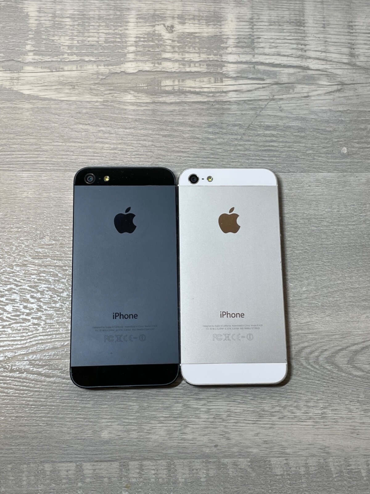 Apple iPhone 5 – 16/32/64GB – ALL COLORS Unlocked/AT&T/Sprint A1429