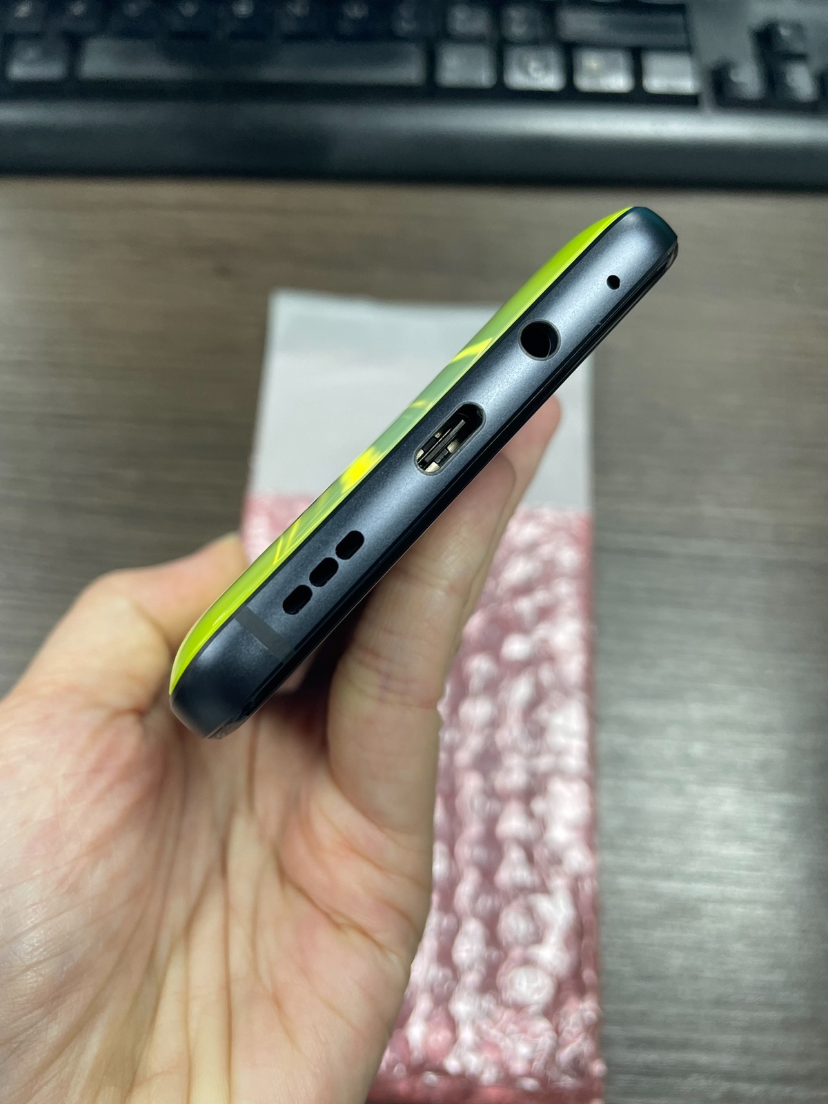 99% N EW Xiaomi Black Shark 5 RS 12+ 256GB Snapdragon 888 Unlocked 5G game phone