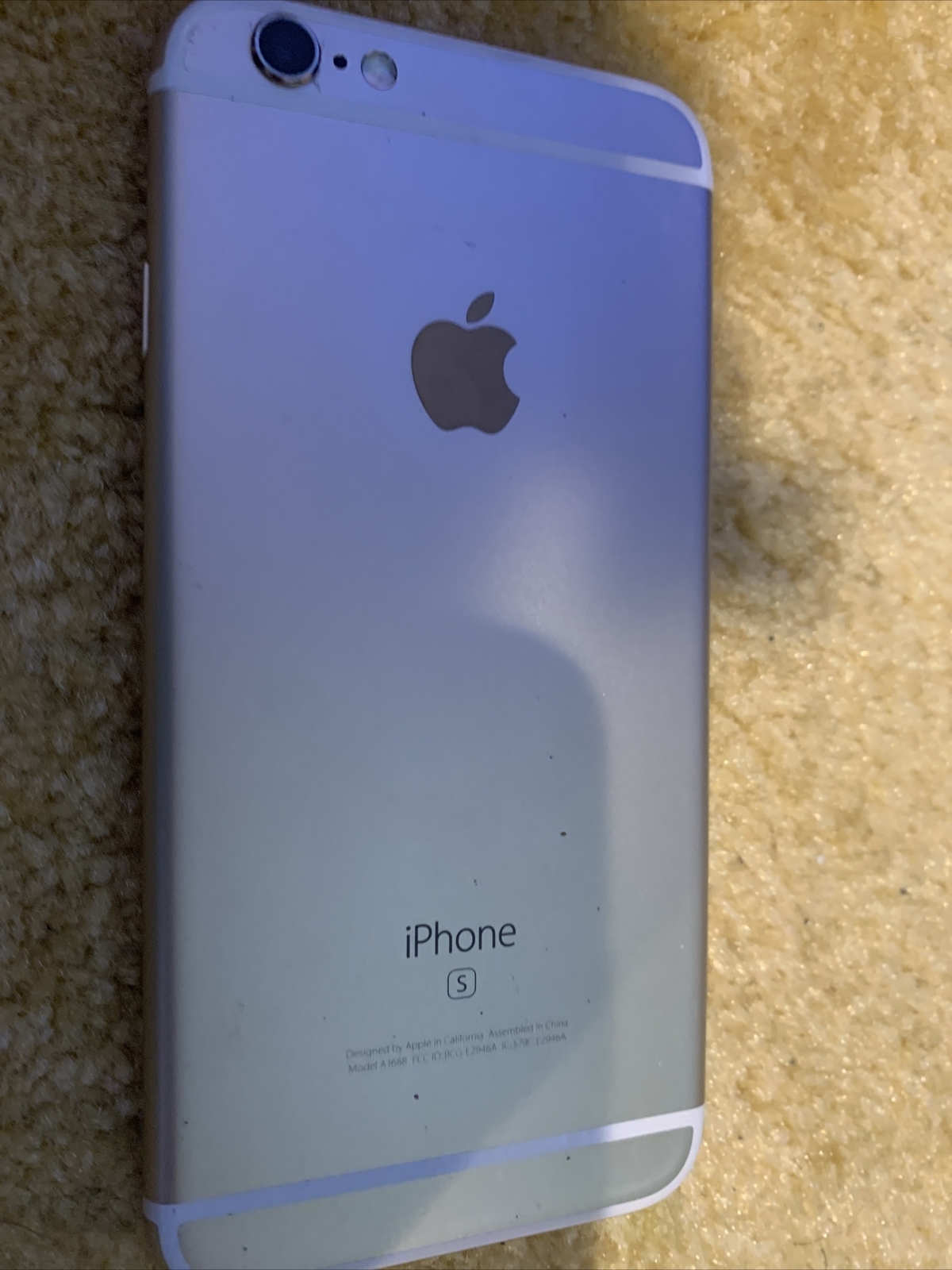 Apple iPhone 6s – 32GB – Rose Gold (Unlocked) A1688 (CDMA + GSM)