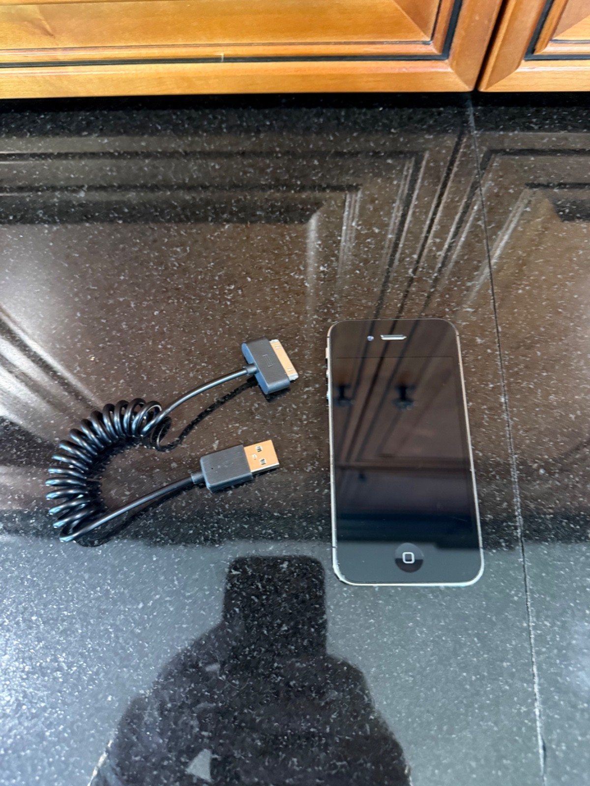 Apple iPhone 4 A1349 Black CDMA Verizon Sprint Tested Working