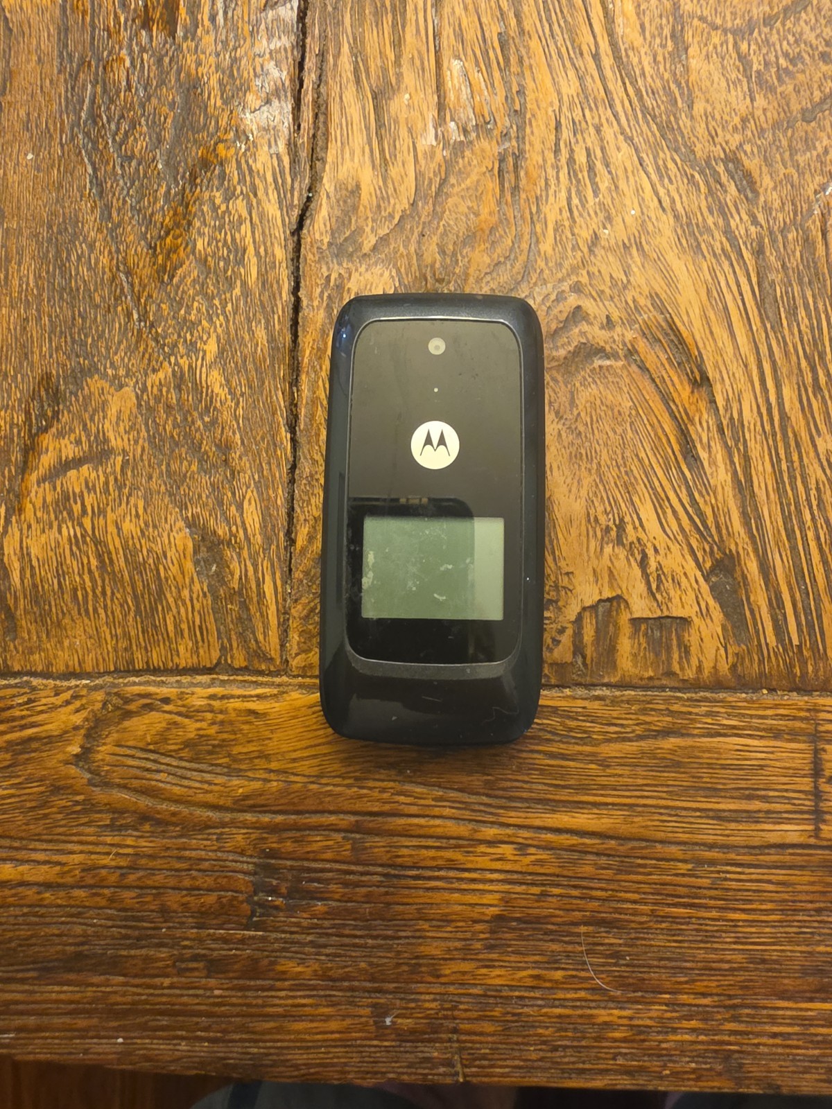 Cell Phone Lot Of 10 Smart & 2 Flip Phones