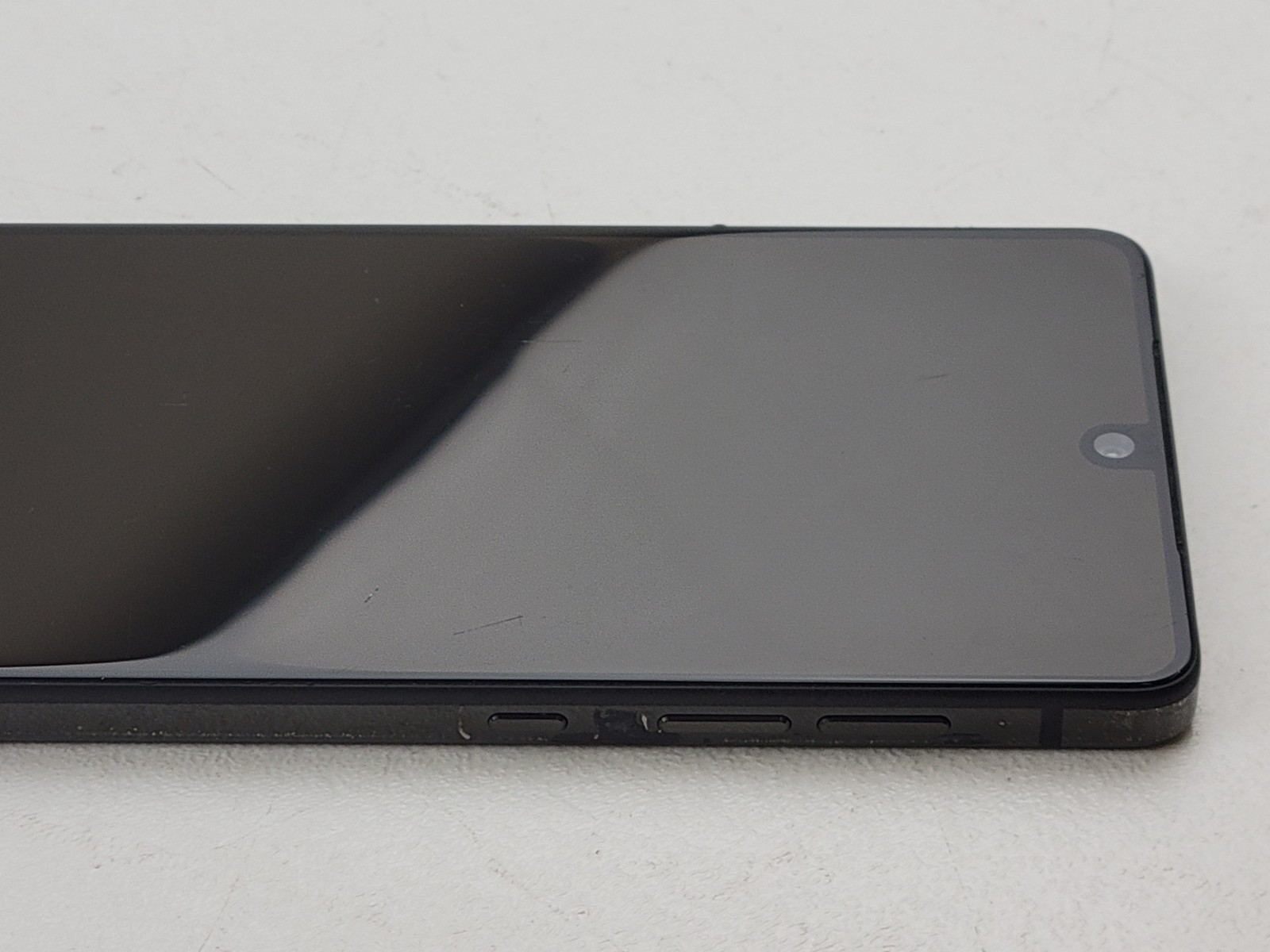 Essential Phone (PH-1) 128GB – Black (Unlocked) Smartphone – H6221