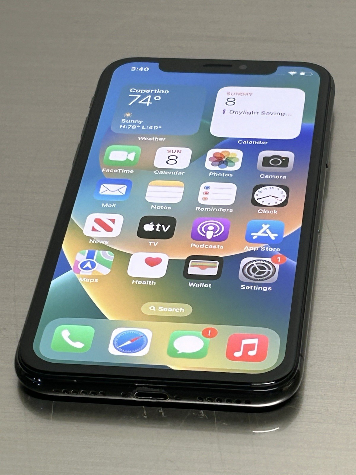 Apple iPhone X 64GB Space Gray (Unlocked) A1865 (CDMA+GSM) Smartphone..