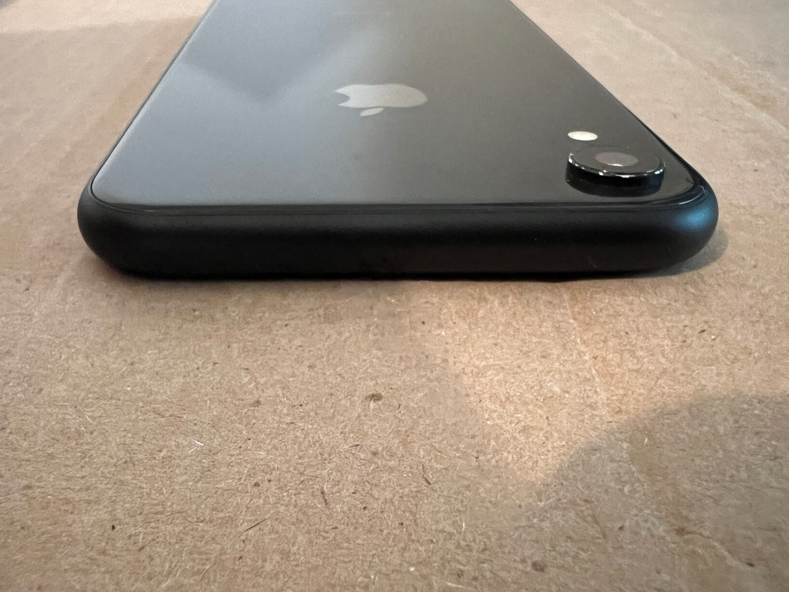 Apple iPhone XR – 64GB – Black (Unlocked) A1984 (CDMA + GSM) Read No face id