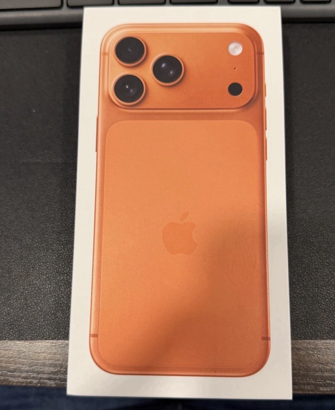 Apple iPhone 17 Pro Max | 256GB | Factory Unlocked | Cosmic Orange | *SEALED*