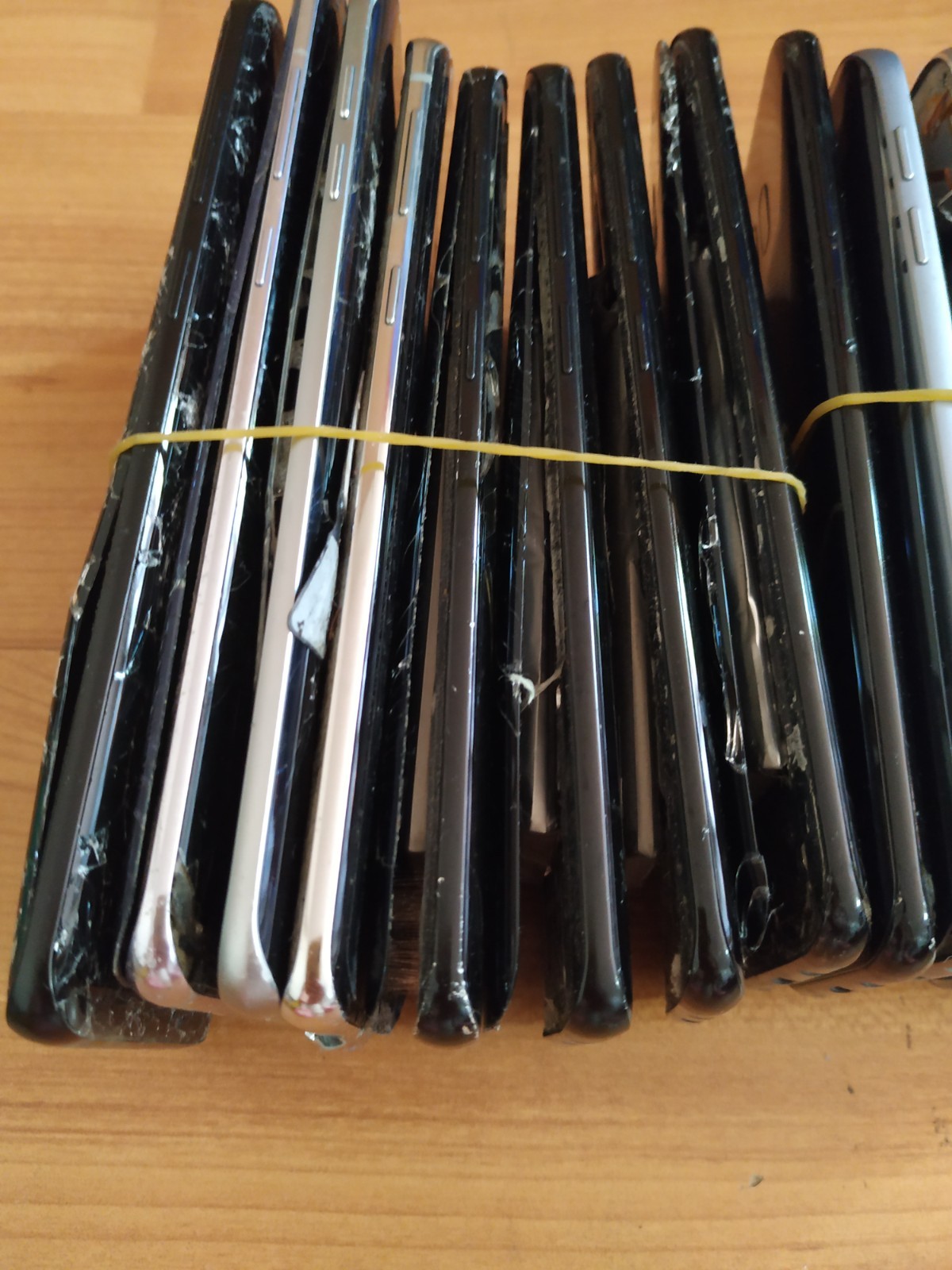 Lot of 15 Mixed model Samsung Galaxy S9+/S9/ S8+/ S8 / S7 / S6edge/S6 for parts