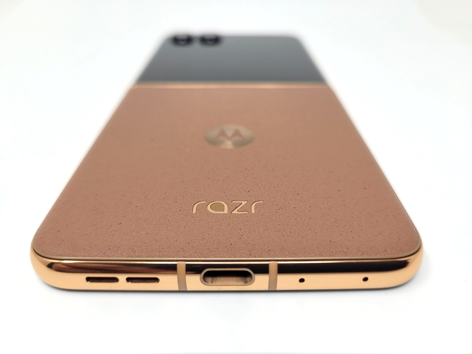 Motorola razr+ 2024 XT2451-1 Factory Unlocked 256GB Mocha Mousse Obx