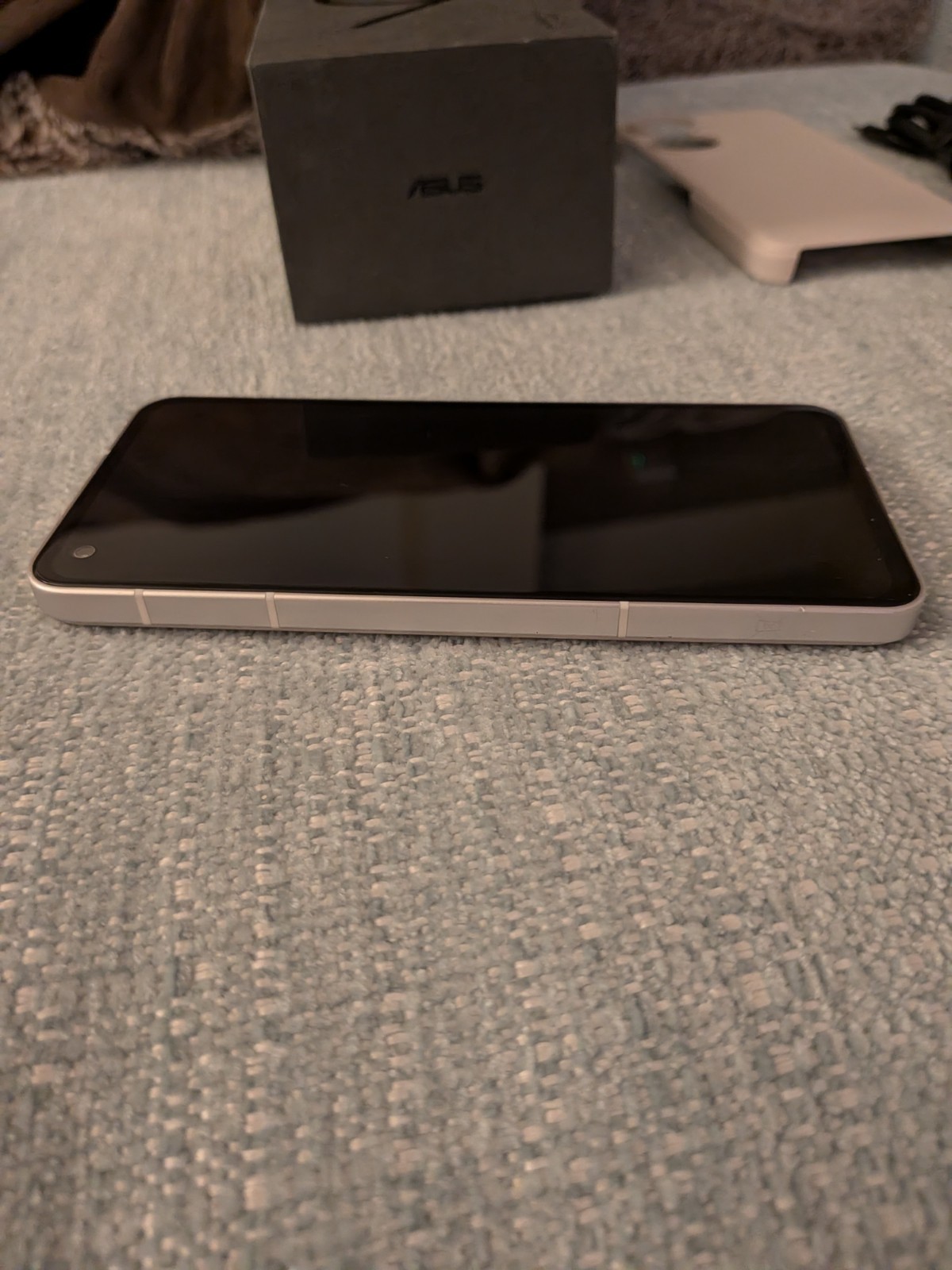 (See Description) ASUS Zenfone 9 – 128 GB – Moonlight White (Unlocked) – AI2202