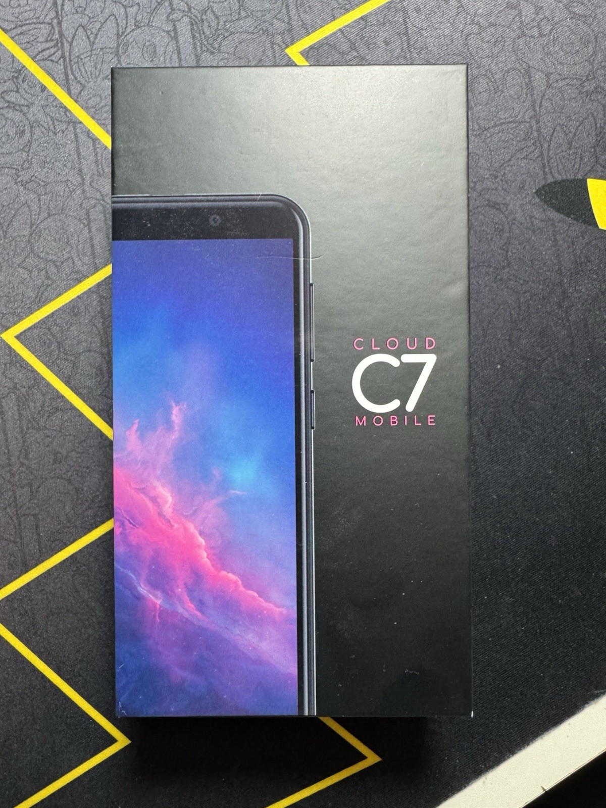 Stratus C7 Mobile Cloud 5.5″ 2GB RAM, 16GB Storage, GSM 4G LTE, Dual SIM, Black