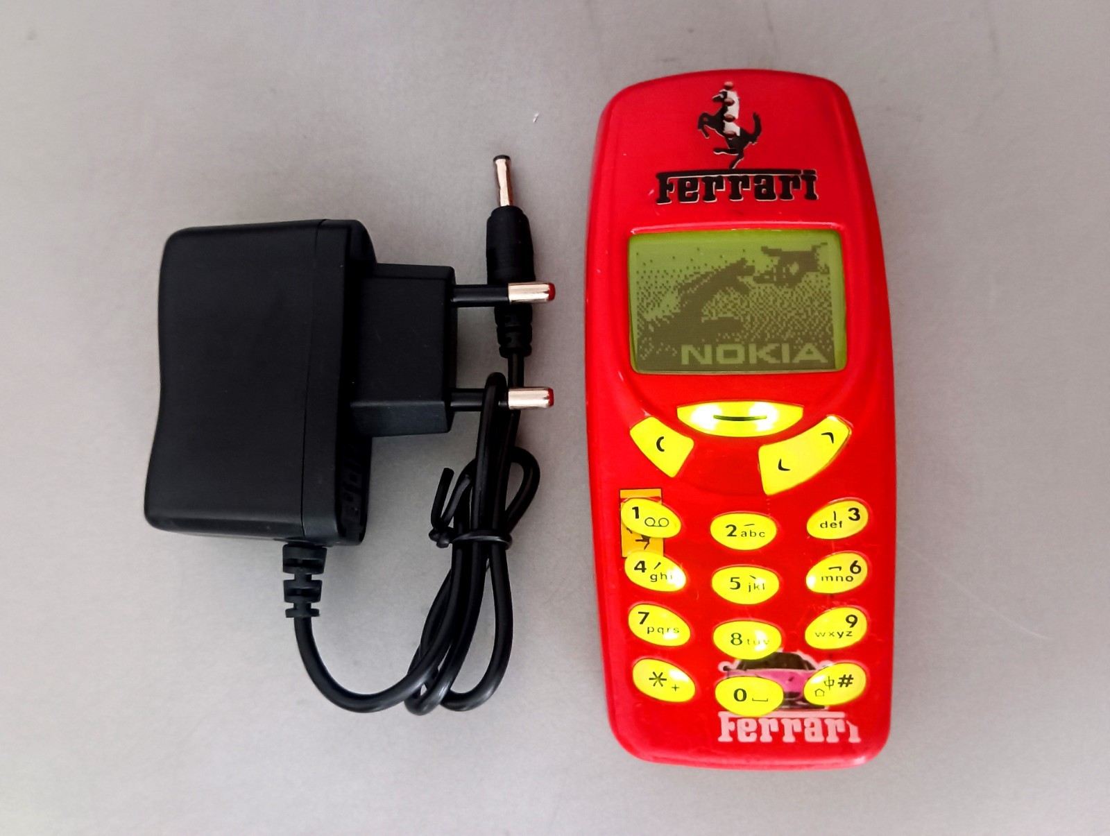 Nokia 3310 Ferrari + NEW Battery + Charger [RUSSIAN-BULGARIAN-UKRAINIAN]