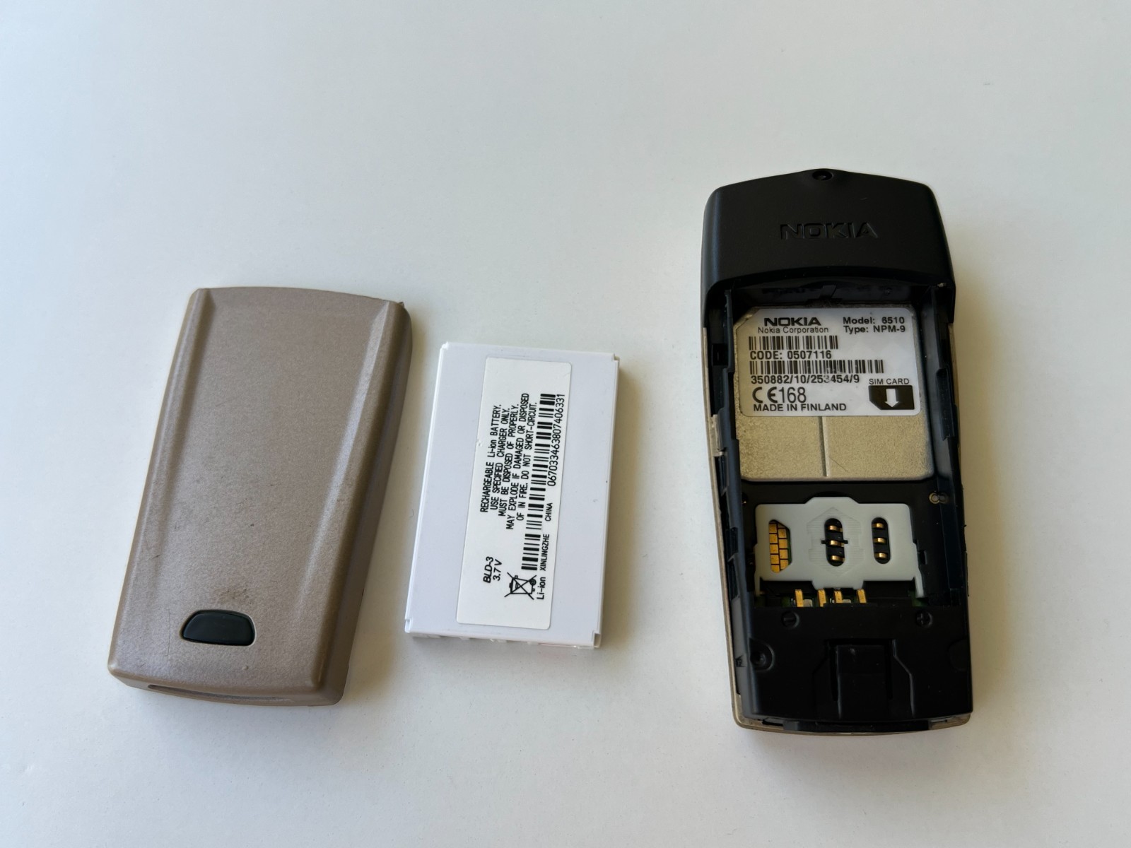 Genuine Nokia 6510 – Beige (Factory Unlocked) Retro Cell Phone For collectable