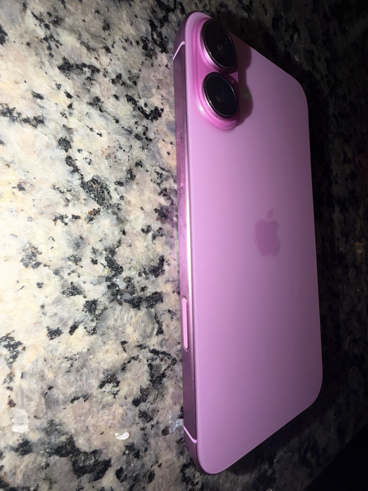 iphone 16 plus pink att