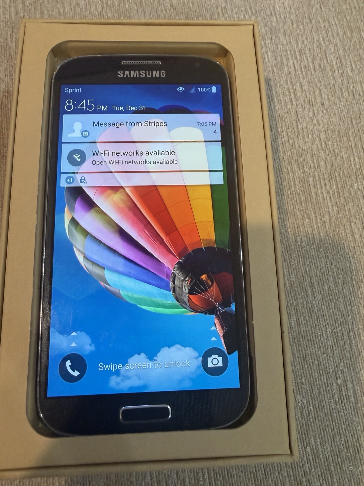 Samsung Galaxy S4 16GB Smartphone Black in Original Box Sprint