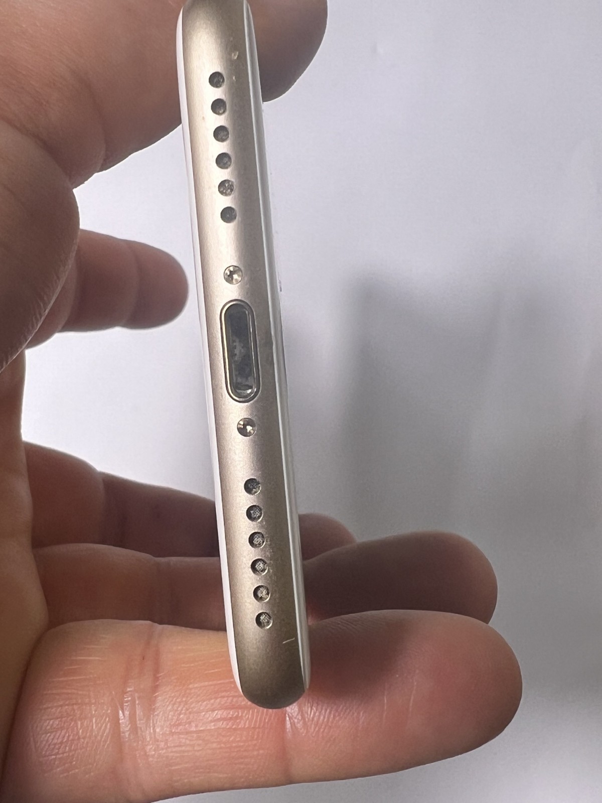 Apple iPhone 7 A1660 32GB UNLOCKED iOS 15.0 Gold MNAE2LL/A 🔋78% Battery Service