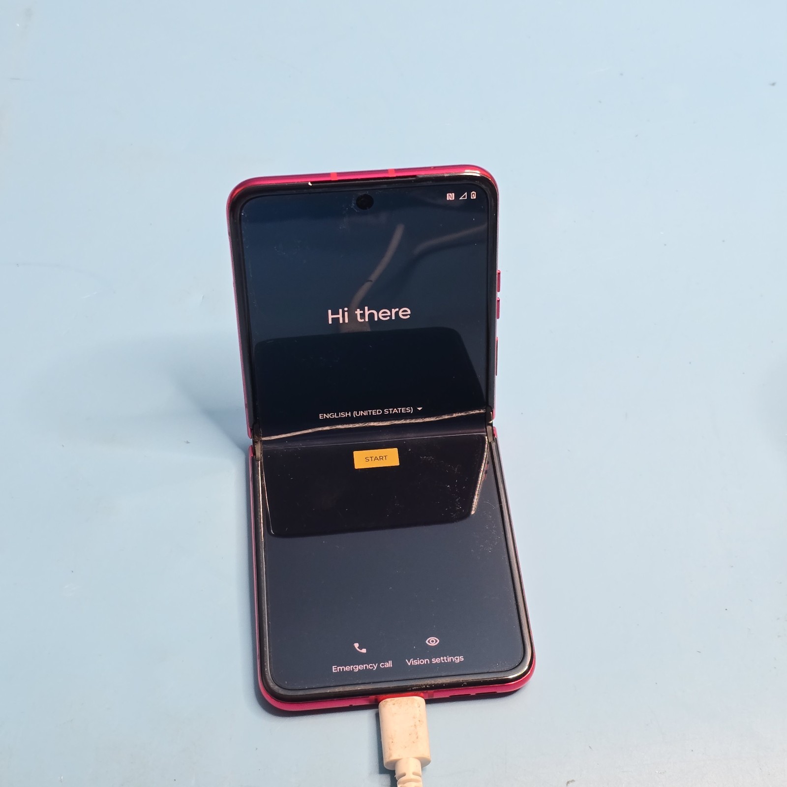 Motorola Razr Plus (2023) – Unlocked – Viva Magenta – 256GB –