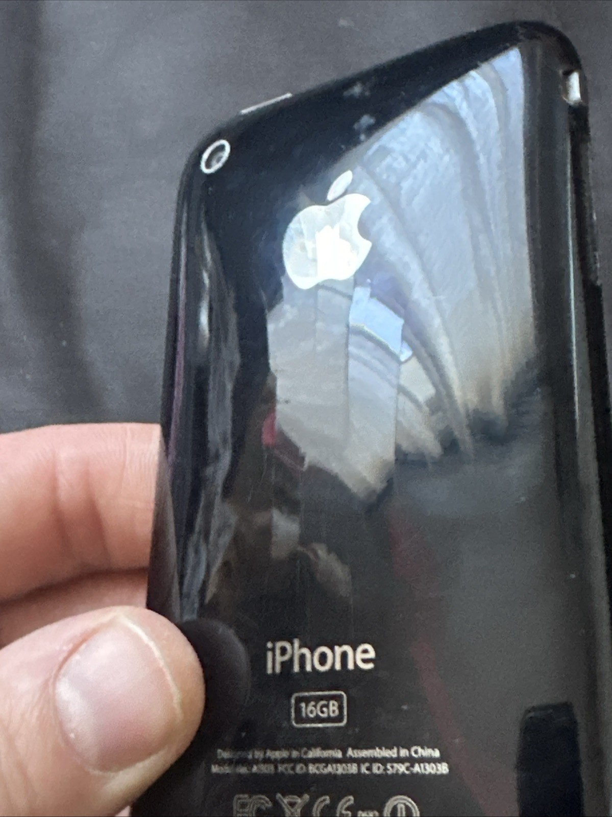 Apple iPhone 3GS – 32GB – Black (Unlocked) A1303 (GSM)   