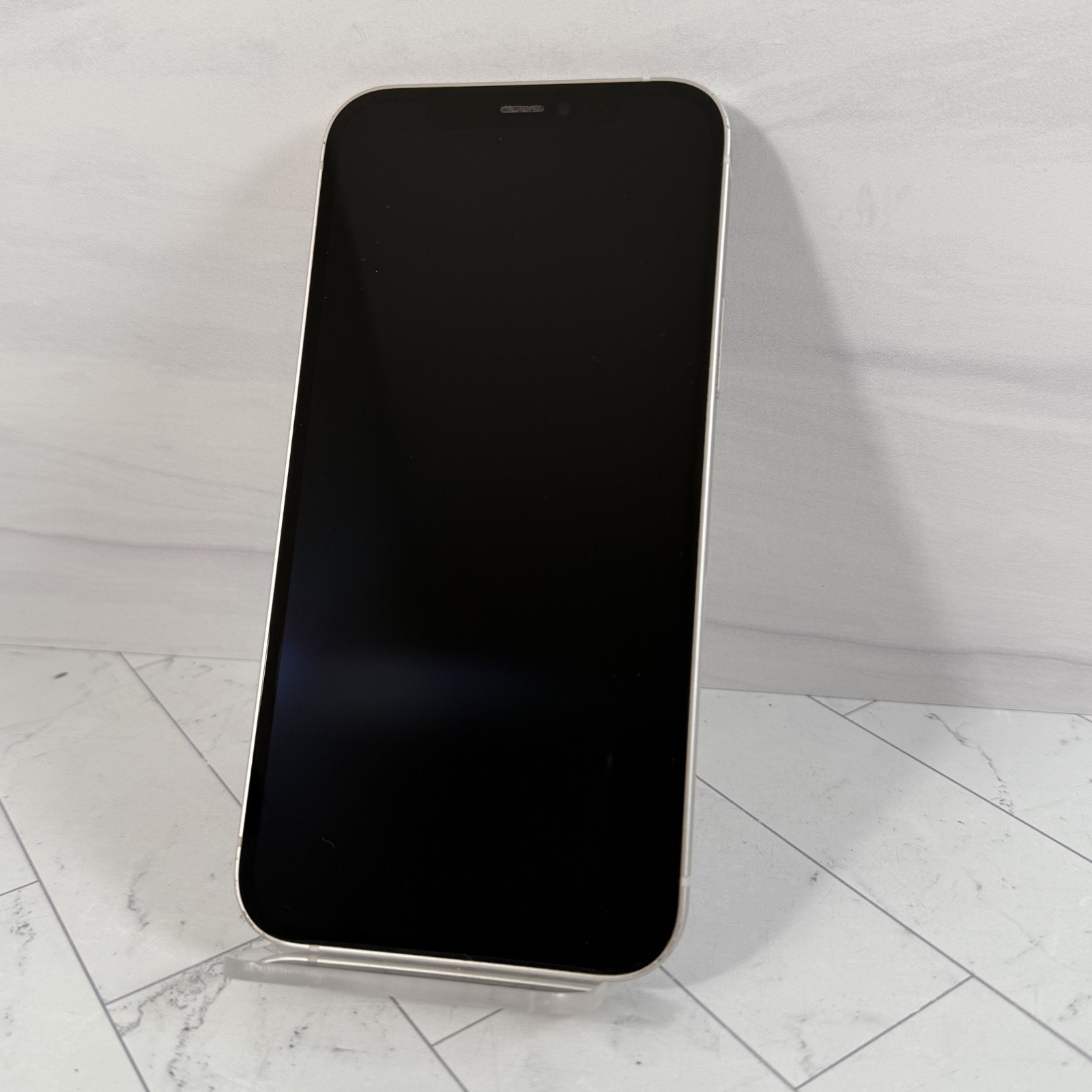 Apple iPhone 12 128 GB White A2172 Unlocked Verizon AT&T T-Mobile #H95