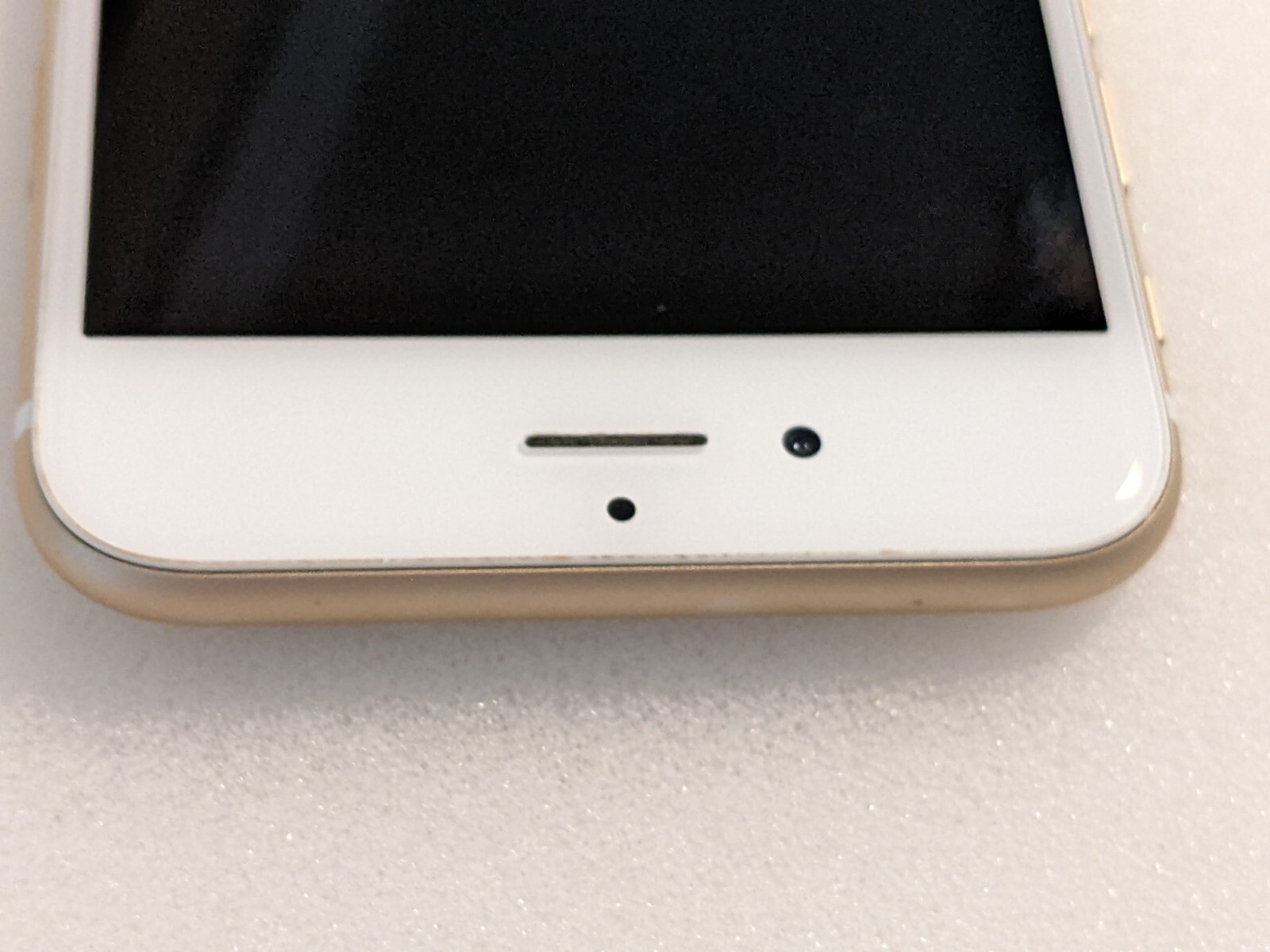 Apple iPhone 6 – 64GB – Gold (At&t) Great Cond.