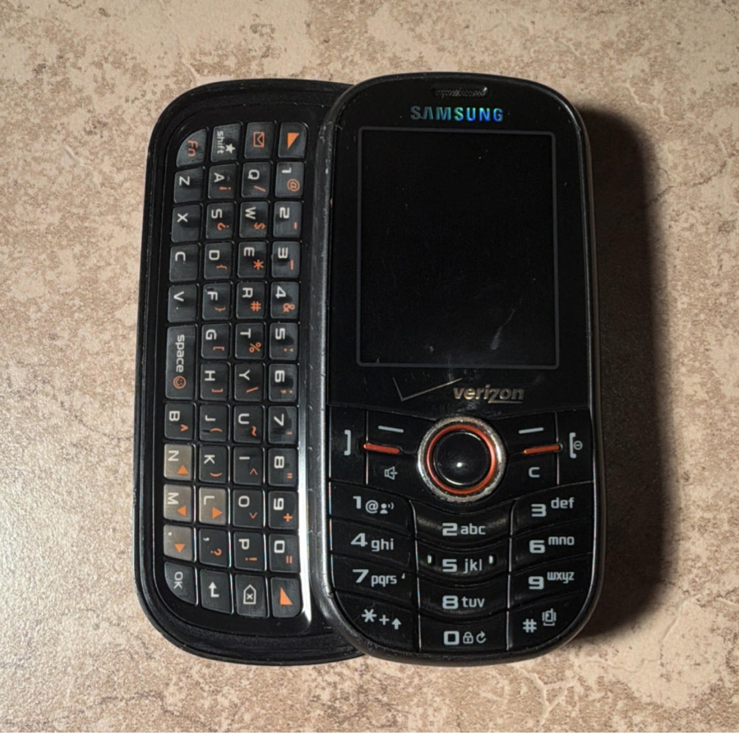 Samsung SCH-U450 Verizon Slider QWERTY Phone Black 128MB 2.1in 3G Used