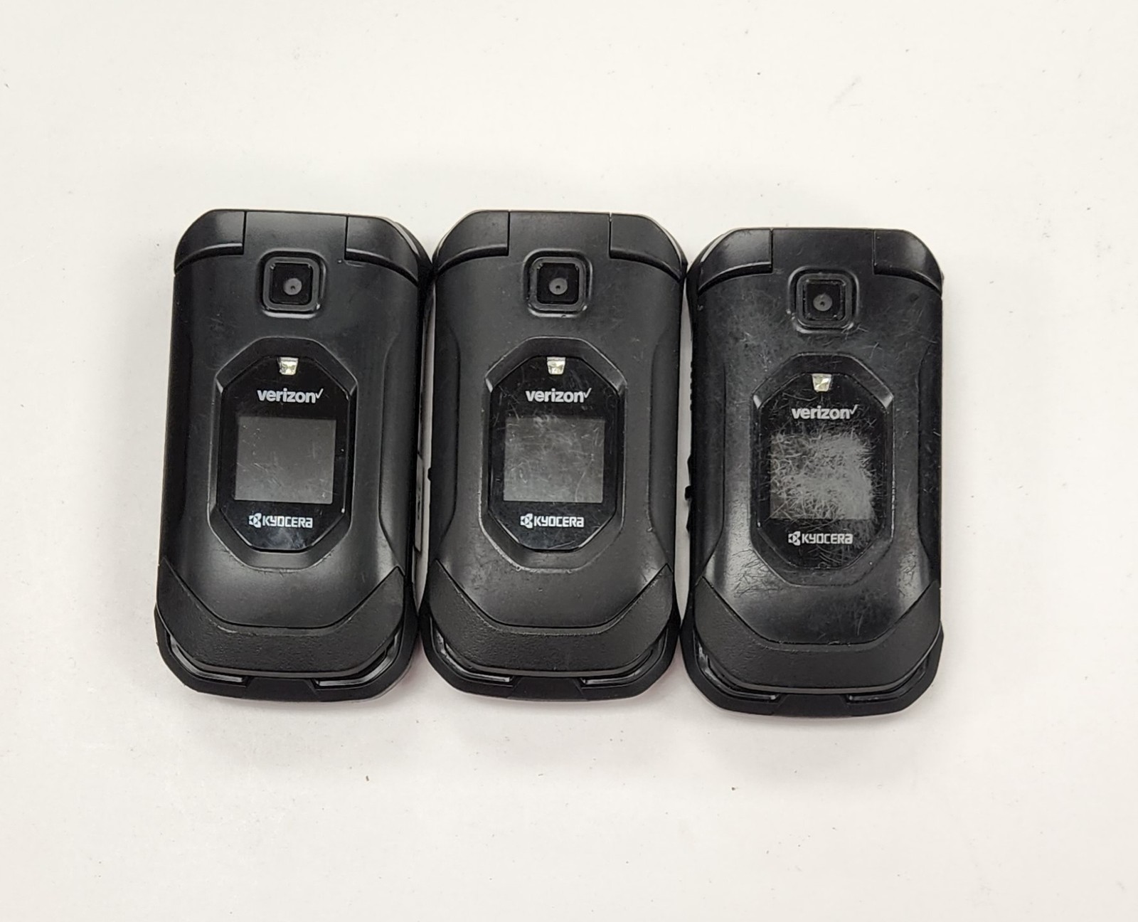Lot of 3 Used Kyocera E4810 16 GB Black Verizon Only **Read**