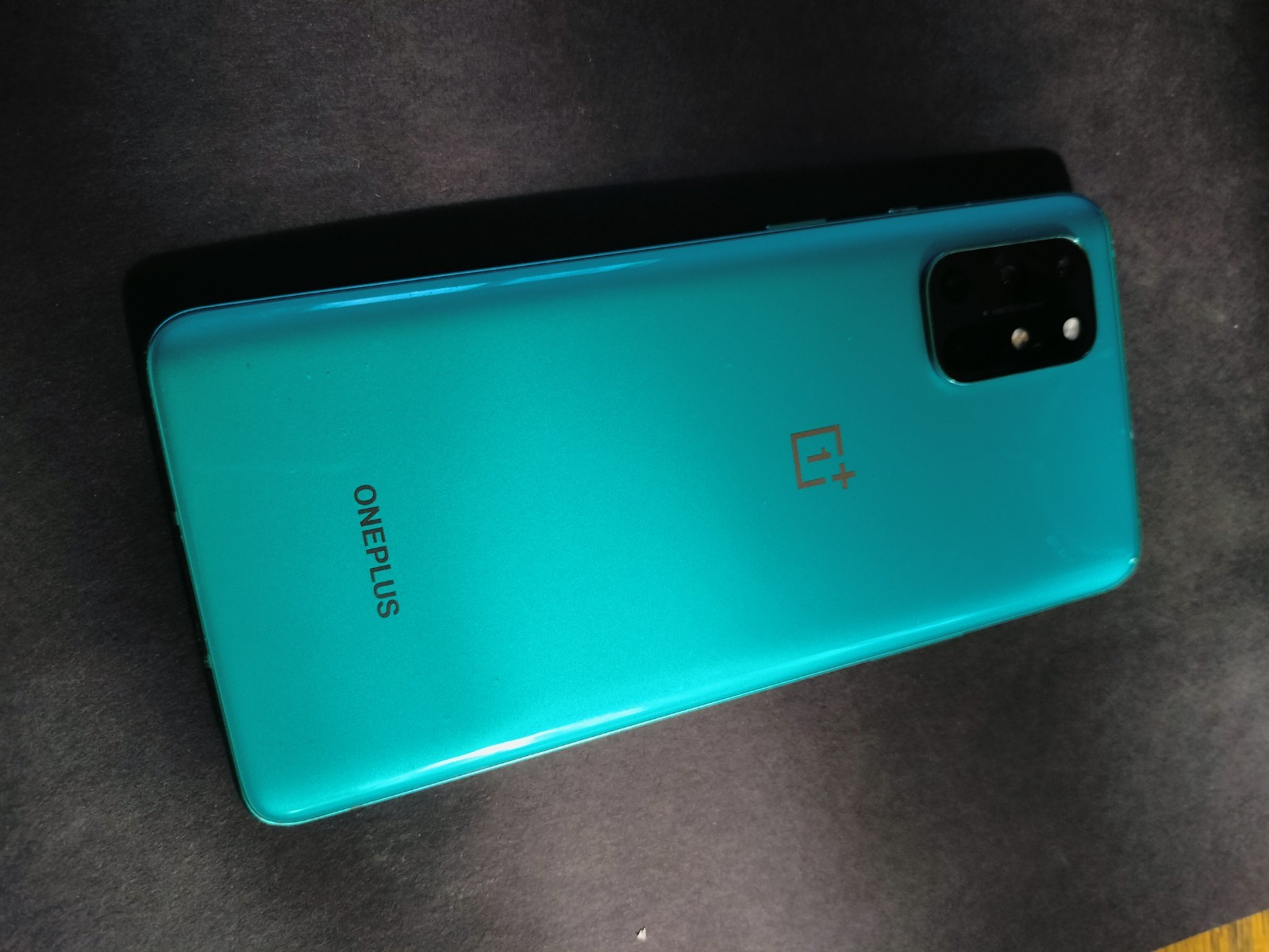 OnePlus 8T 5G-12GB-256GB-KB2005-International Unlocked-Rooted-CrDroid ROM