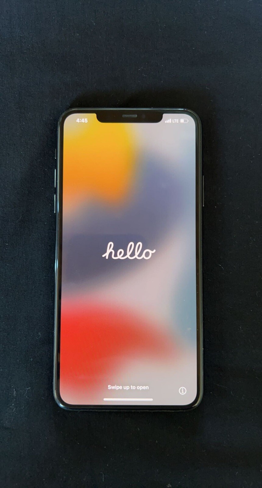 Apple iPhone 11 Pro Max – 256GB – Space Gray (Verizon) A2161 (CDMA + GSM)