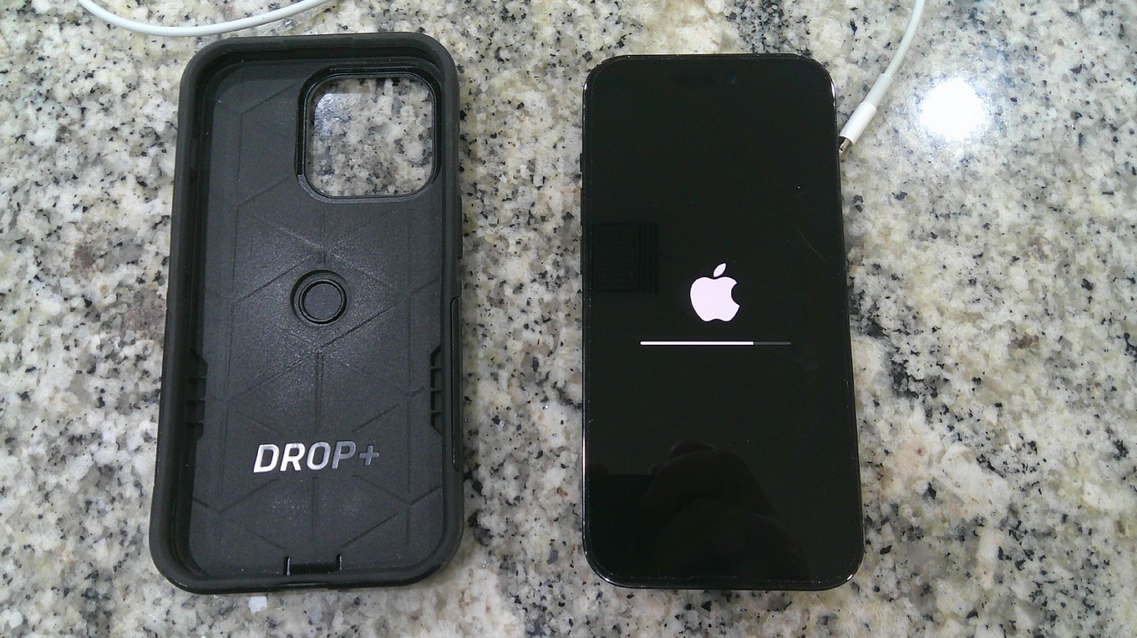 Apple iPhone 14 Pro Space Black 256 GB MQ0N3LL/A Unlocked Battery 83% Health