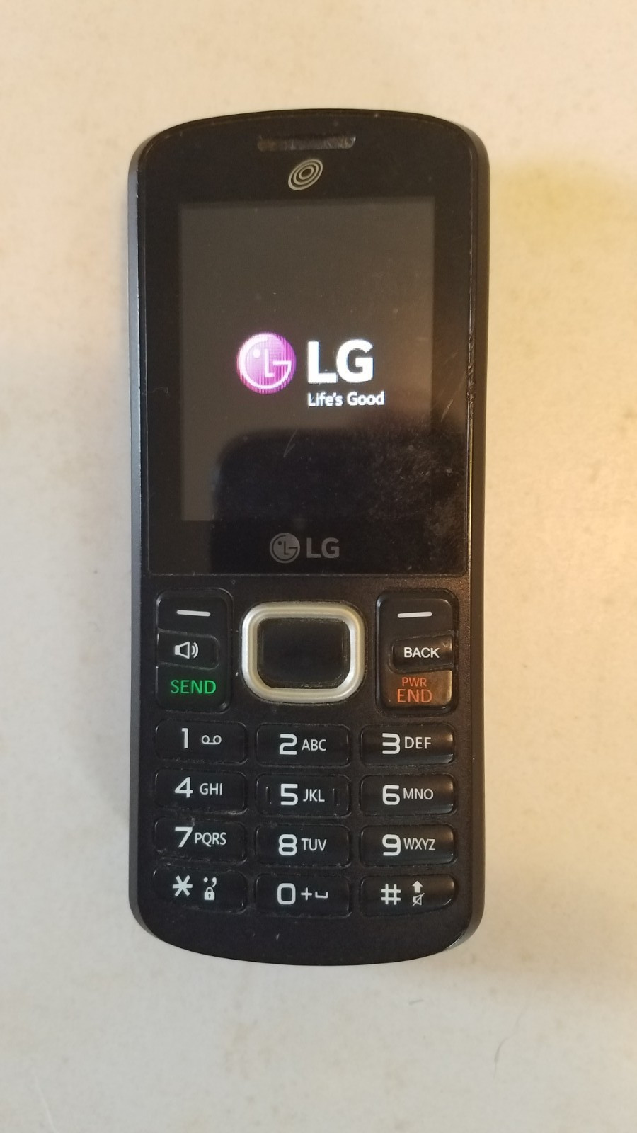 LG 328BG – Black and Gray Cellular Phone ( TracFone )