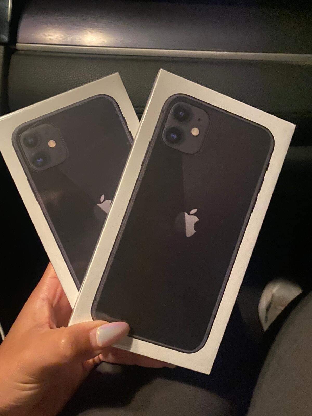 Apple iPhone 11 – 64GB – Black (Metro Pcs) A2111 (CDMA + GSM)
