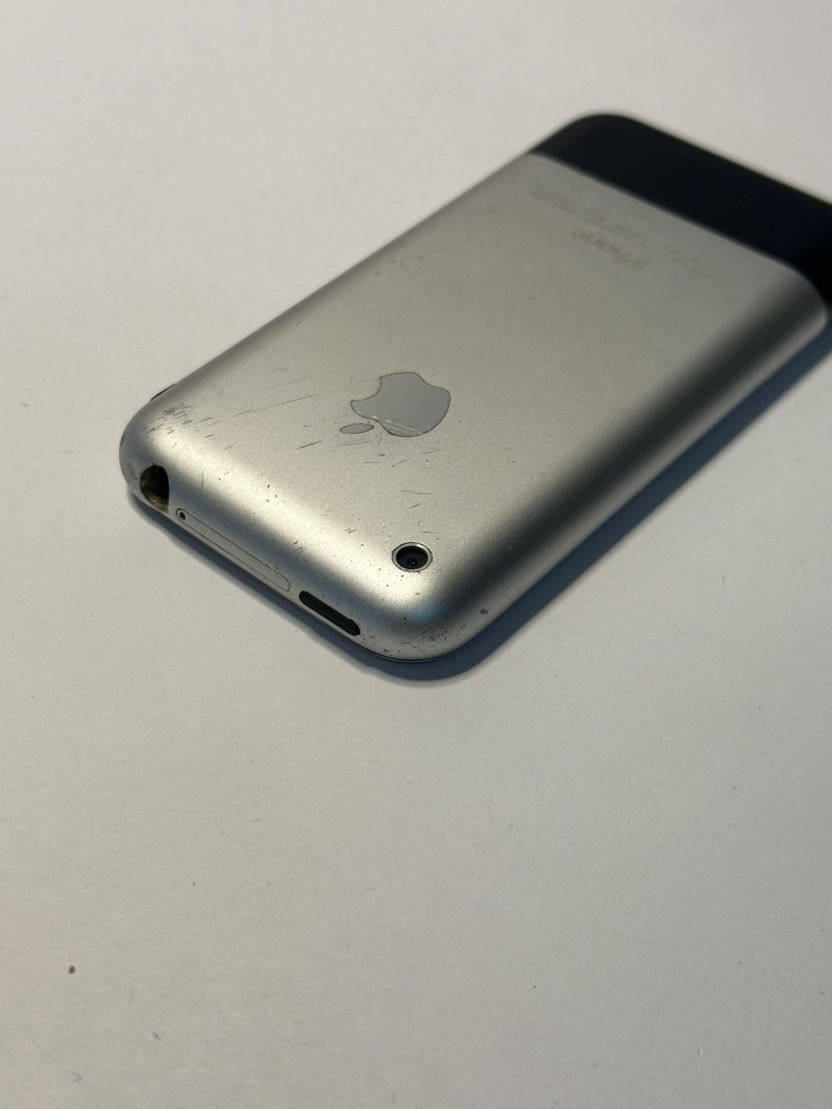 Rare iOS 1.0 Apple iPhone 1st Generation – 4GB – Black A1203 (GSM) 2G
