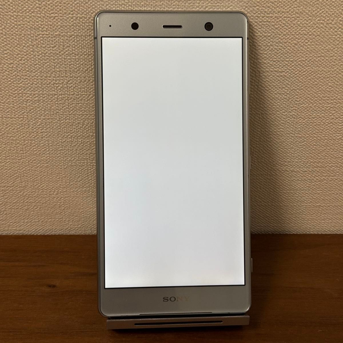 Sony Xperia XZ2 Premium 64GB Chrome Silver (Unlocked) (single SIM) USED Japan