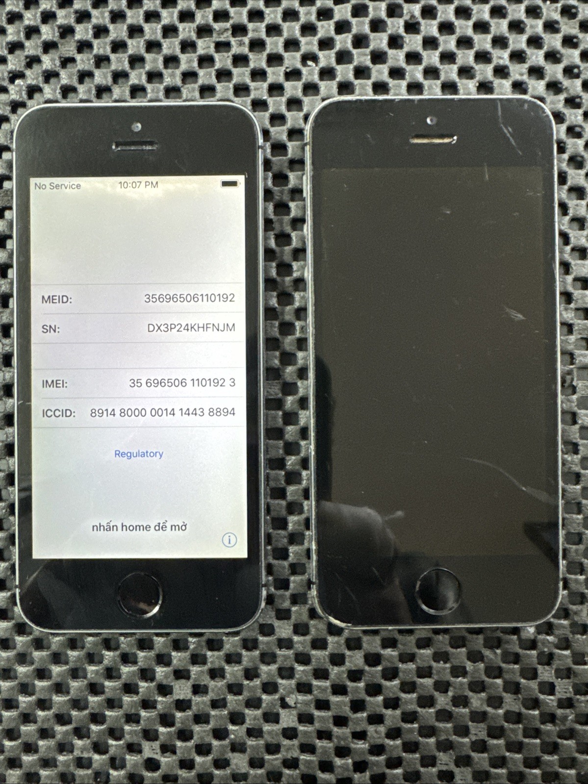 Lot Of 2 Unlocked Apple iPhone 5S A1533 32GB Space Gray For Parts Or Repair – N8