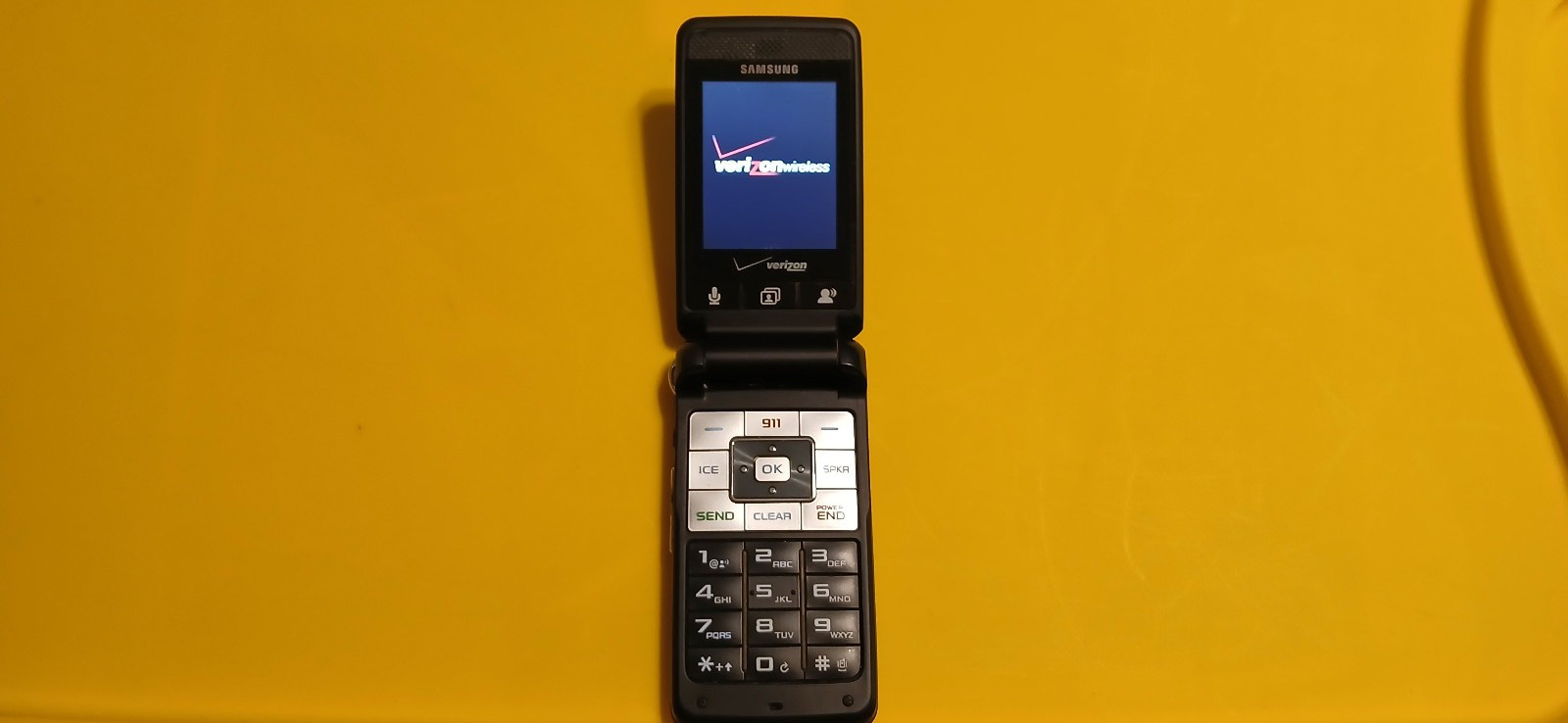 Samsung Flip Phone Haven SCH-U320 – Charcoal Gray (Verizon) Cellular Phone