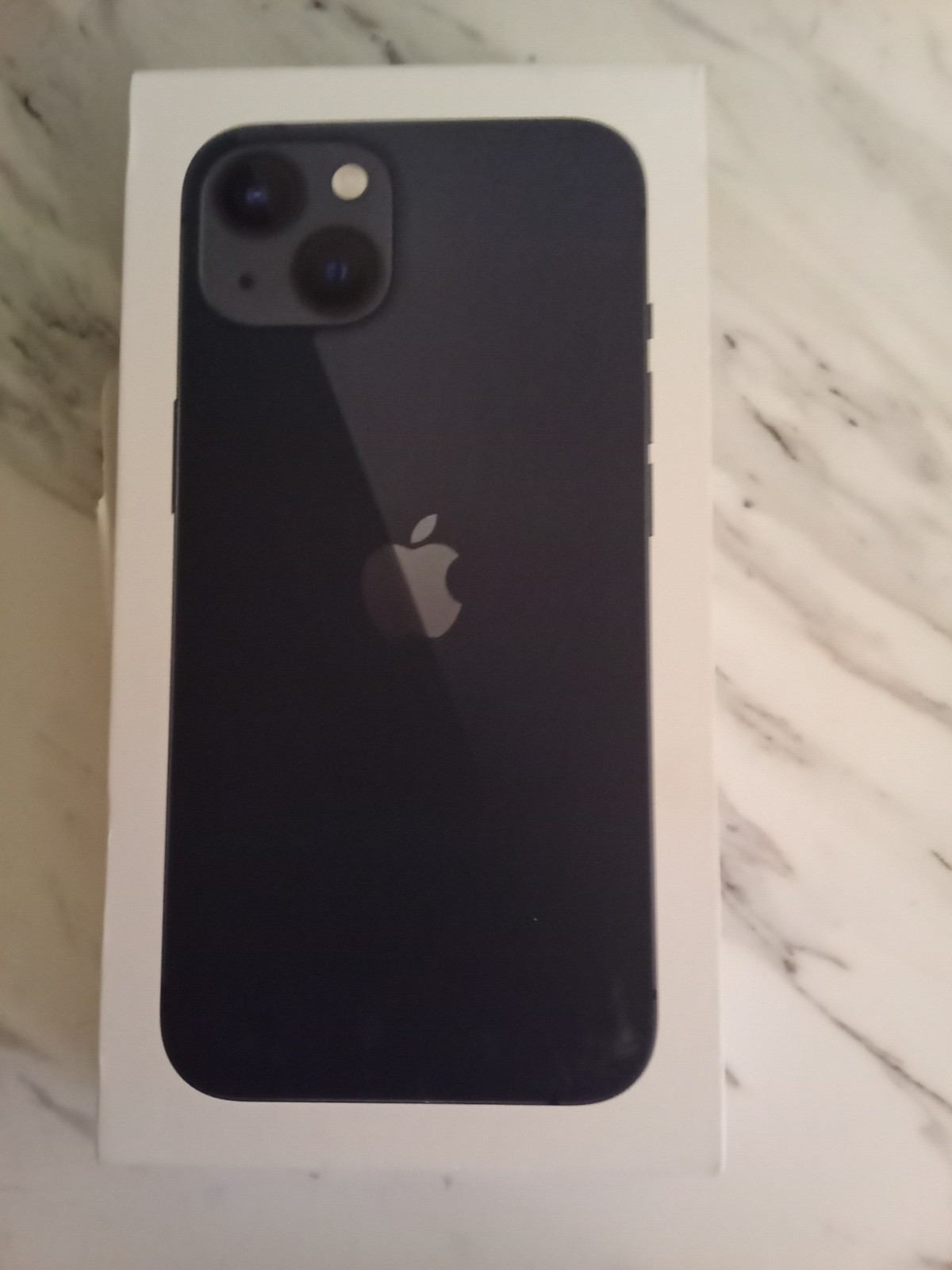 Apple iPhone 13 – 128 GB – Midnight (Total Wireless)