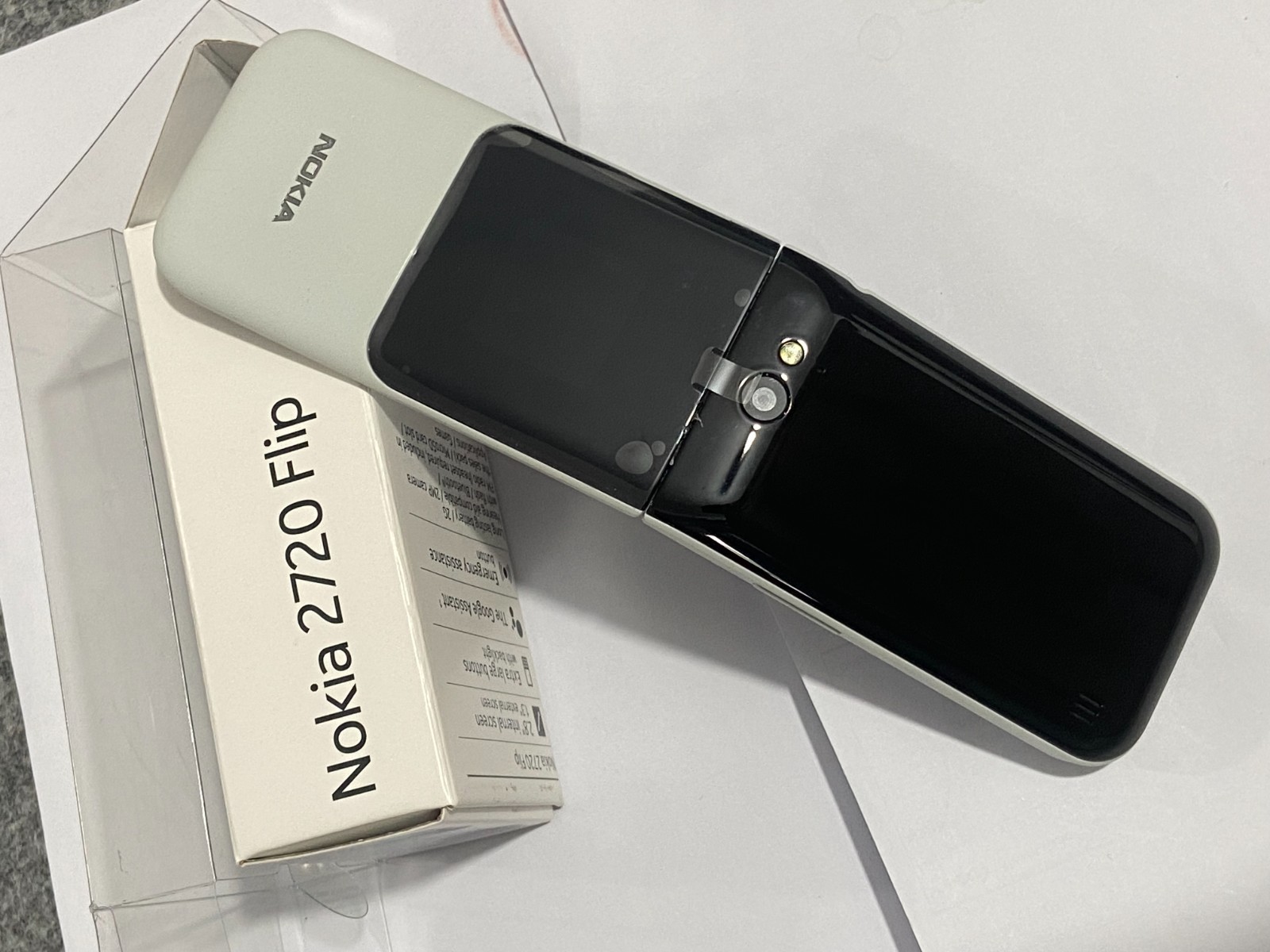 Nokia 2720 Flip (2019) 4G KaiOS Unlocked 2MP Camera 2.8″ Tested Smartphone