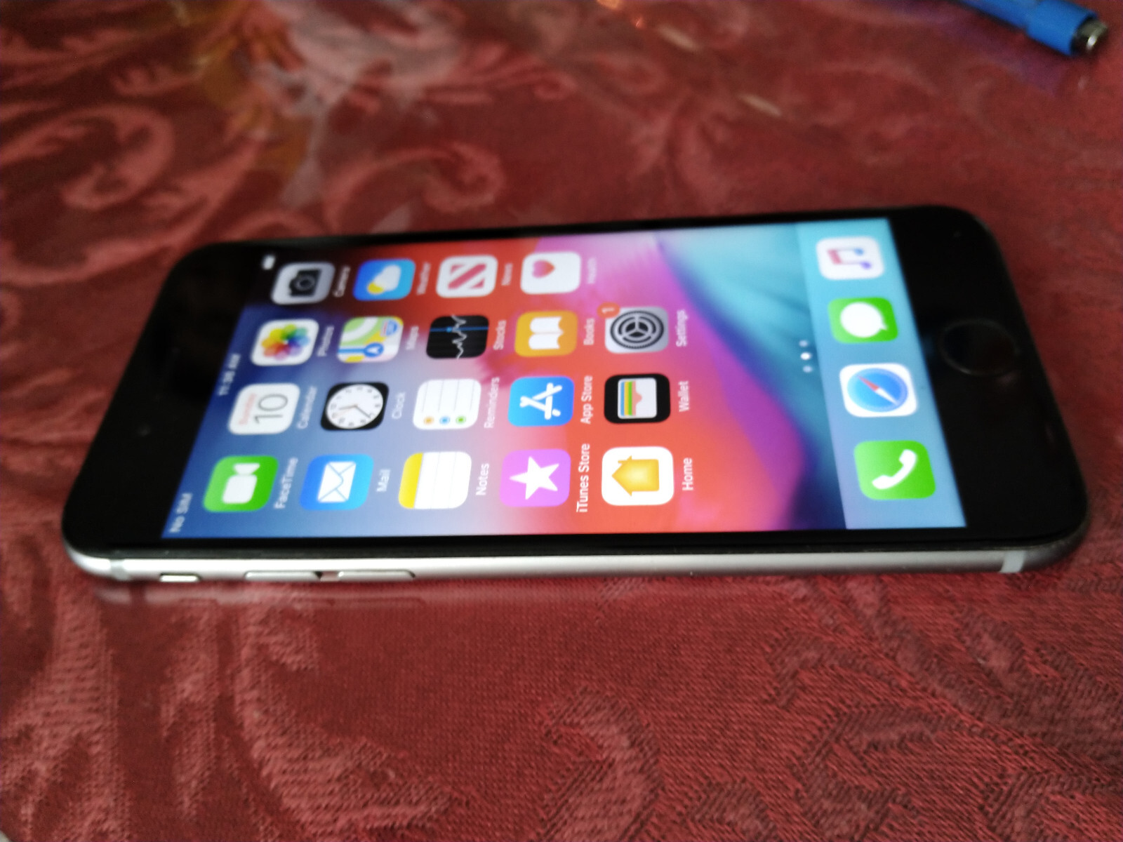 Apple iPhone 6 – 16GB – Gray AT&T (Unlocked) A1549 (CDMA + GSM)