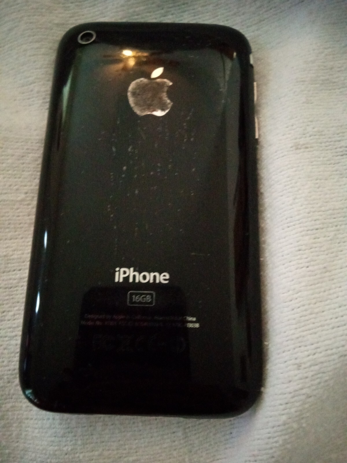 Apple iPhone 1st Generation – 16GB – Black (Unlocked) A1203 (GSM)