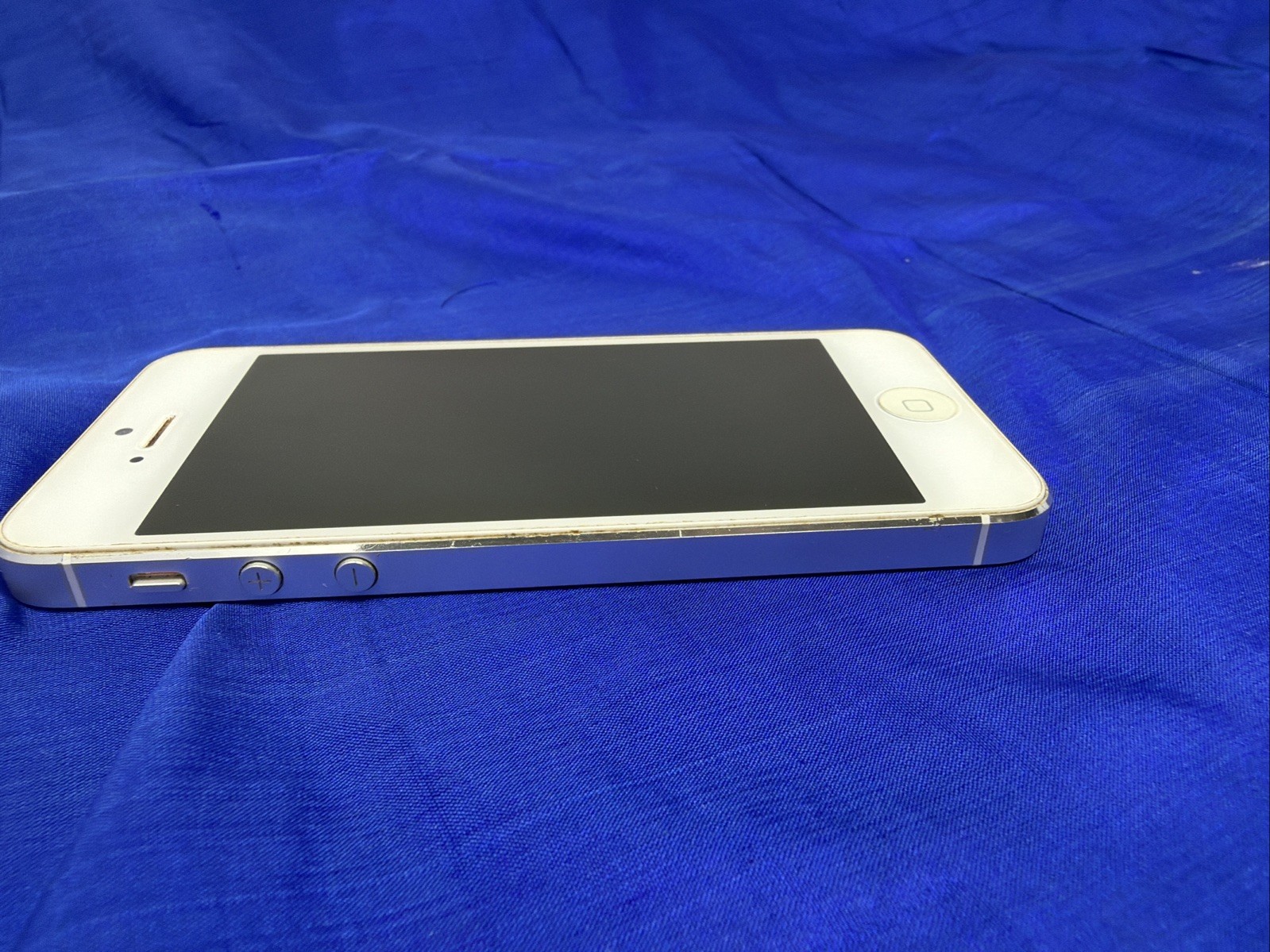 Apple iPhone 5 Model A1429 Silver – For Parts Or Repair Only