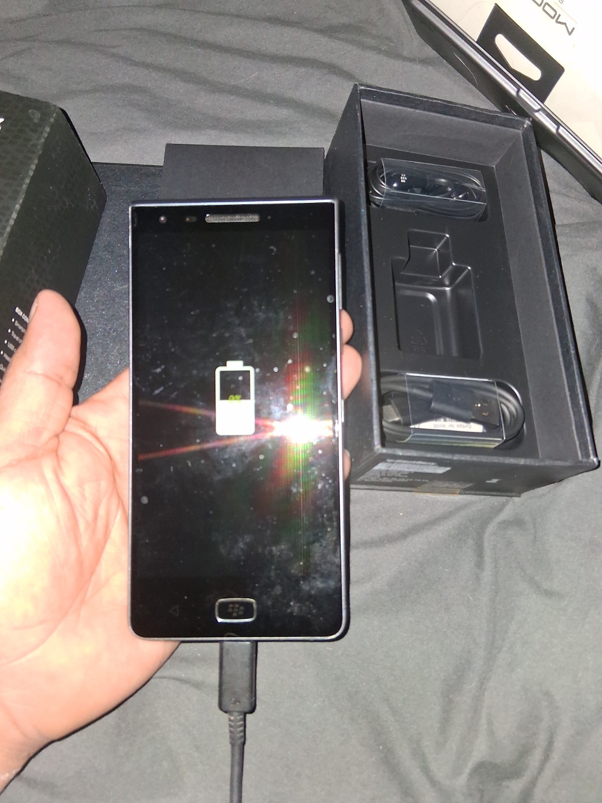 Blackberry Motion BBD100-2 Smartphone Unlocked, 32GB, 4GB RAM, LTE, New
