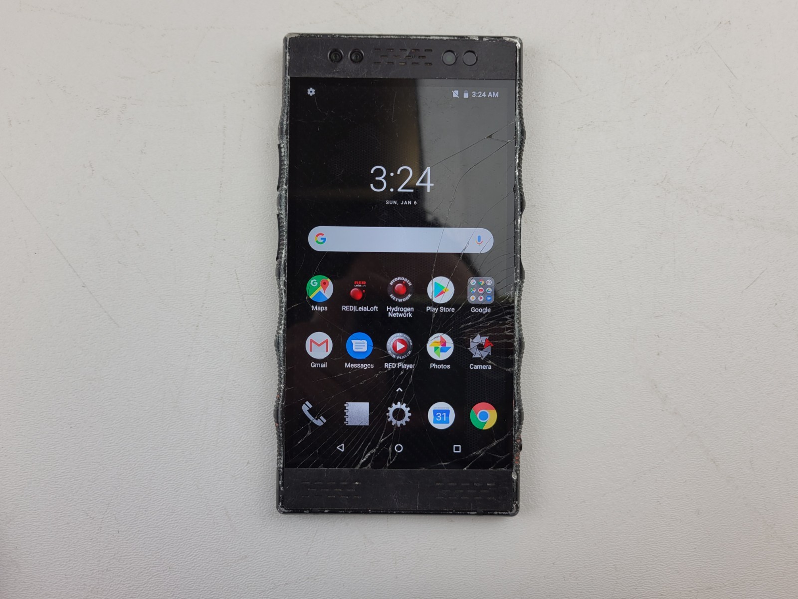 RED HYDROGEN One (H1A1000) 128GB (GSM Unlocked) Dual SIM – CRACKED – H6521