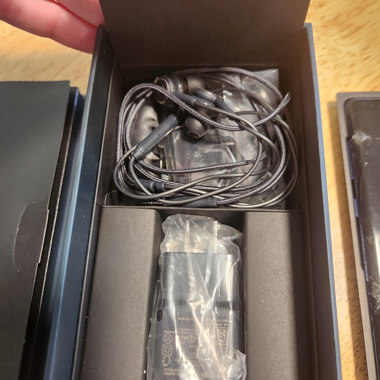 Samsung Galaxy Note 9 128GB Blue Verizon w/Box & 2 Cases *please read*