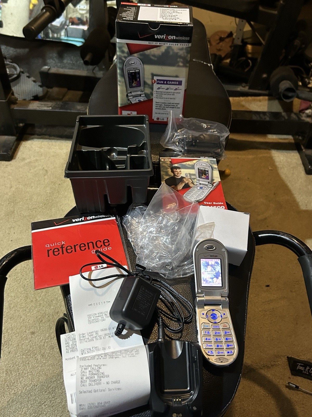 Verizon LG VX4500 Cell Cellular Flip Phone In Box W Manual Complete !!!