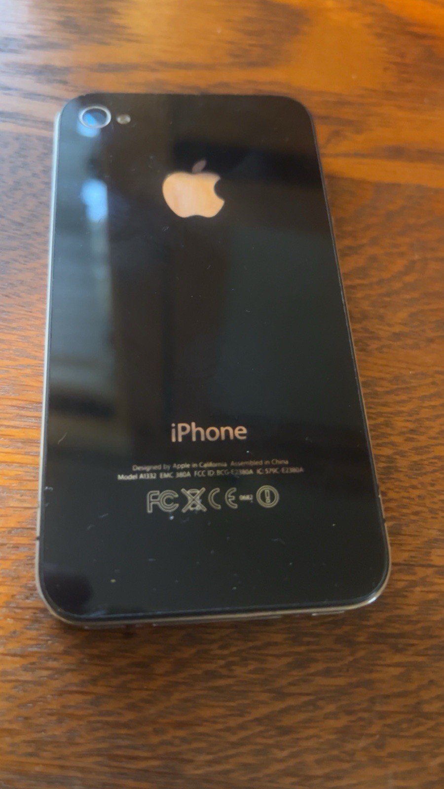 Apple iPhone 4 Black 8GB A1332 Locked No passcode