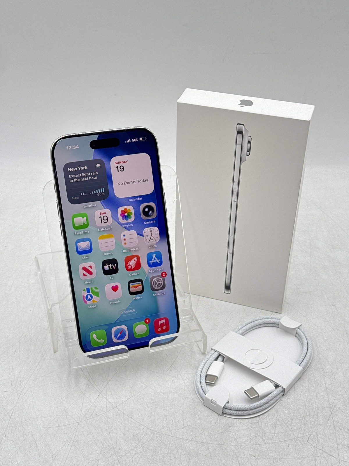 Apple iPhone 17 Air 256GB White TracFone – Open Box