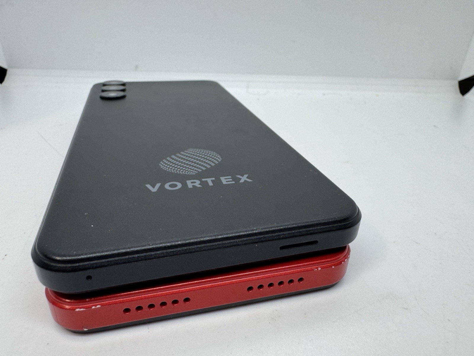 VORTEX J24 & CB68 Unlocked Android Smartphones Dual SIM Bundle – Good