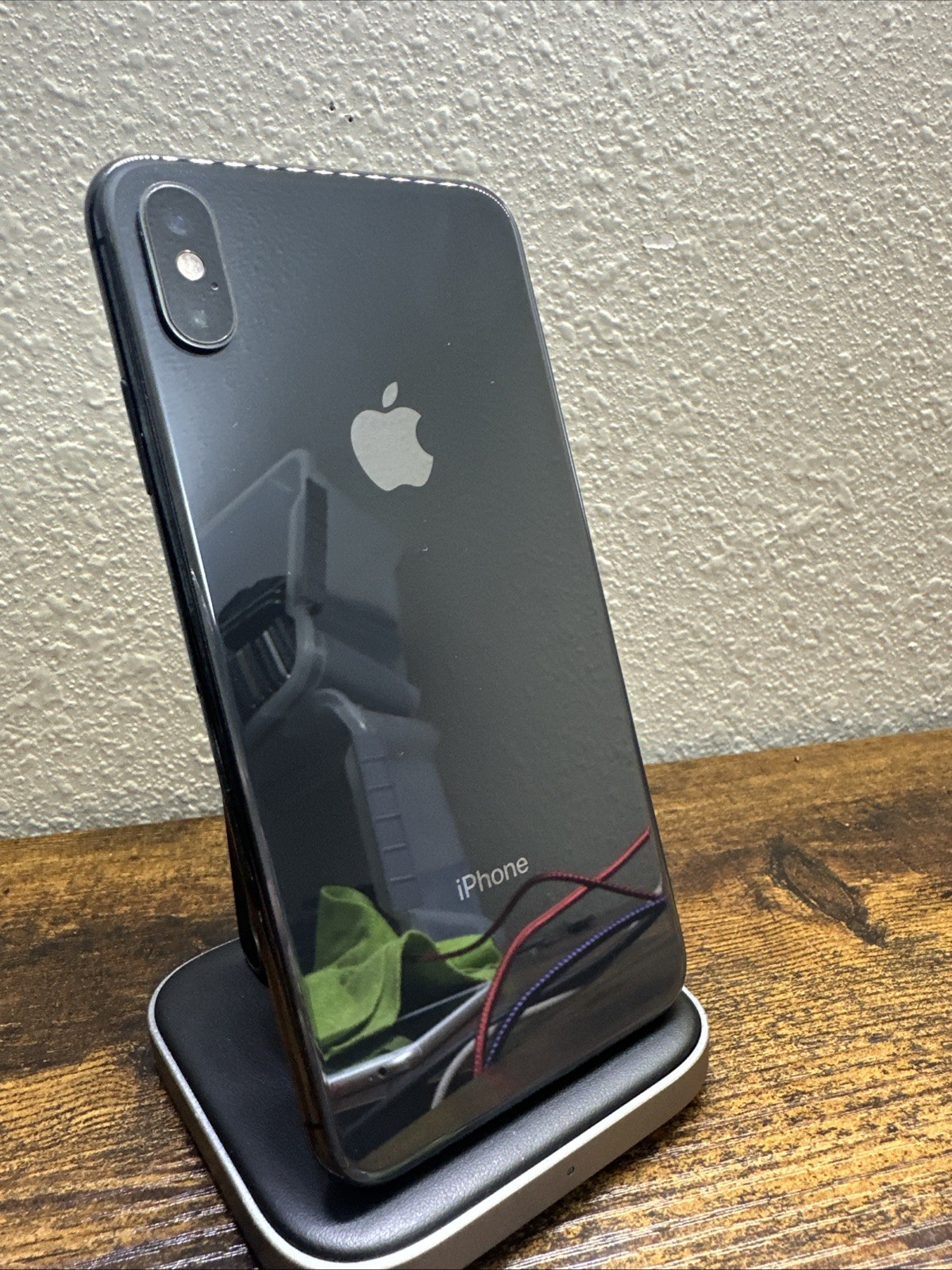 Apple iPhone XS Max 256GB Space Gray A1921 – T-Mobile Locked