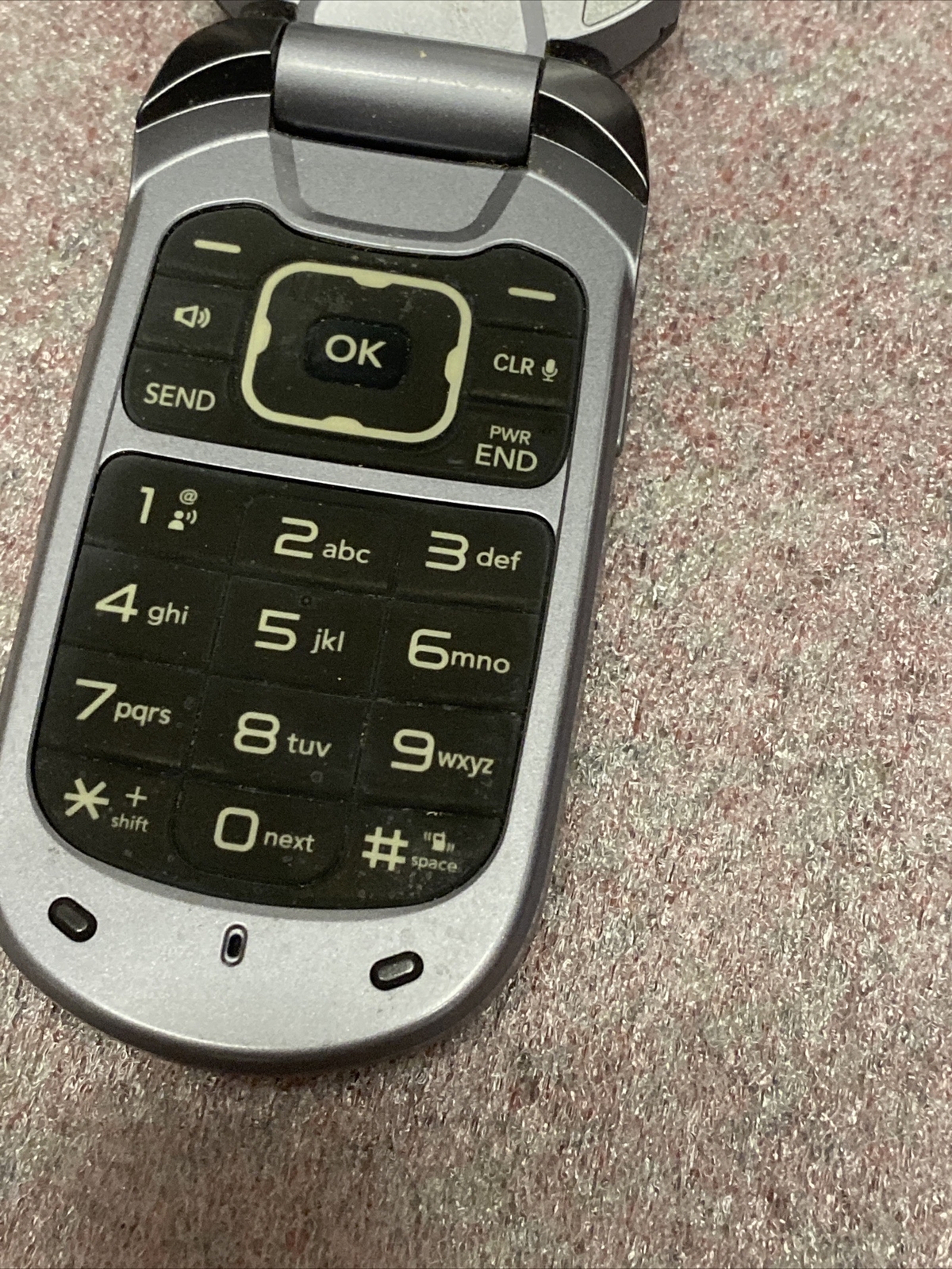 LG VN150 PP Gray/Black (Verizon) Cellular Phone
