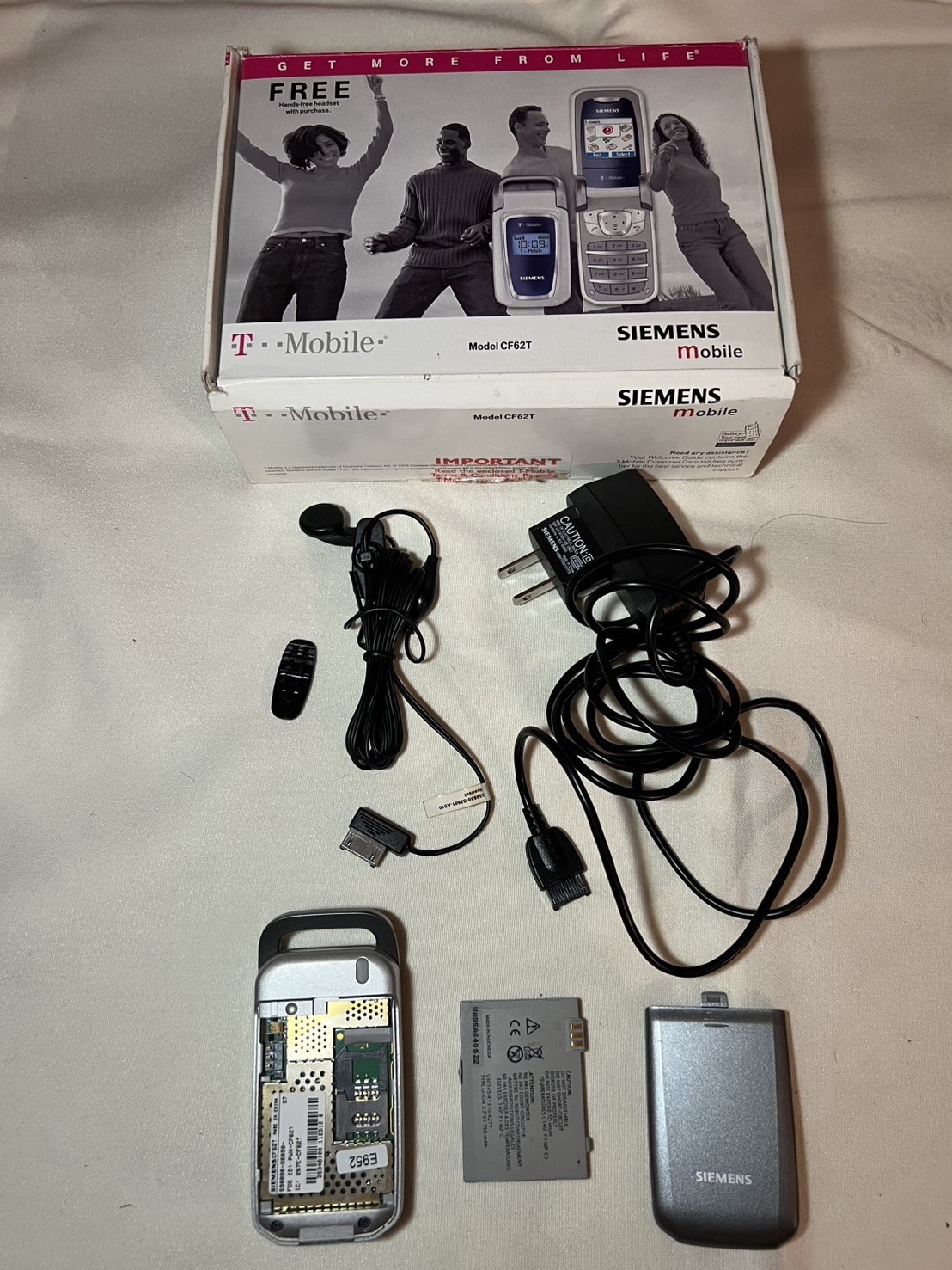 Siemens CF62T T-Mobile Flip Phone Set – Retro Flip Phone